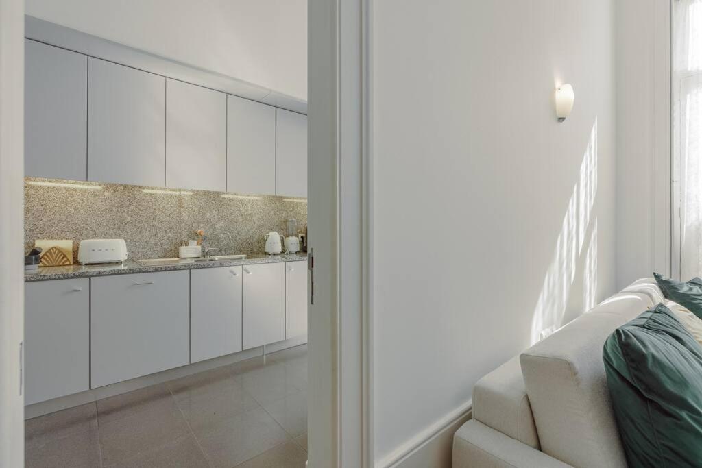 Luxury In Flores By Kobi * Porto
