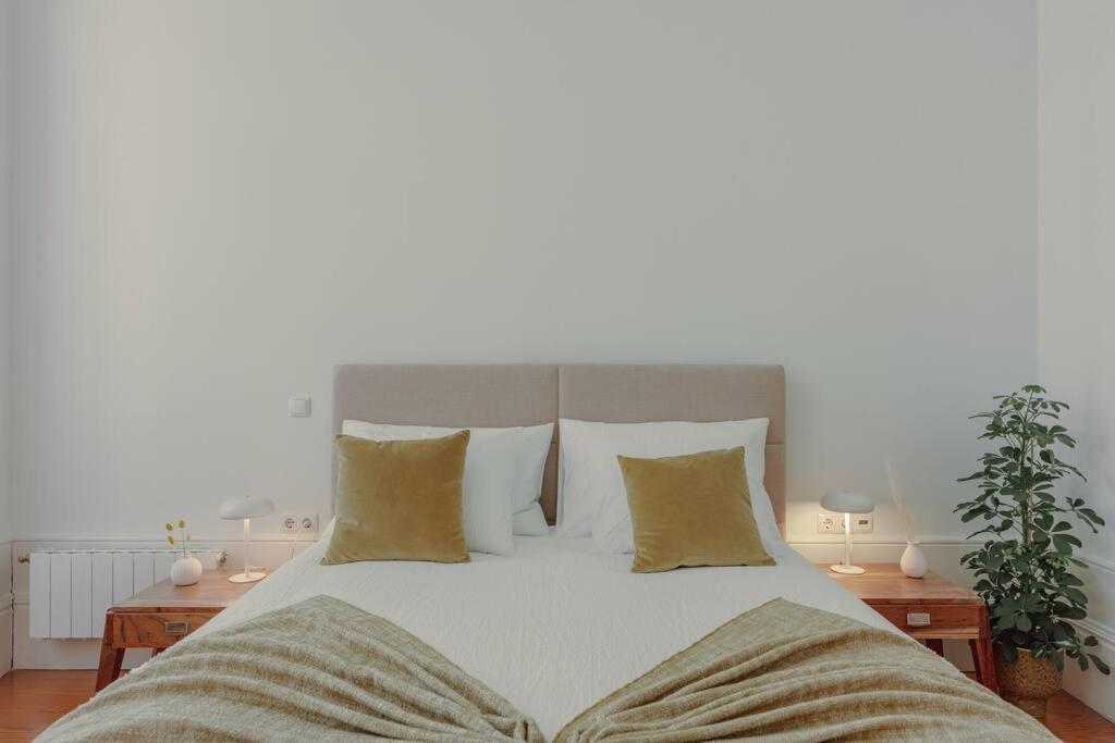 Luxury In Flores By Kobi Porto