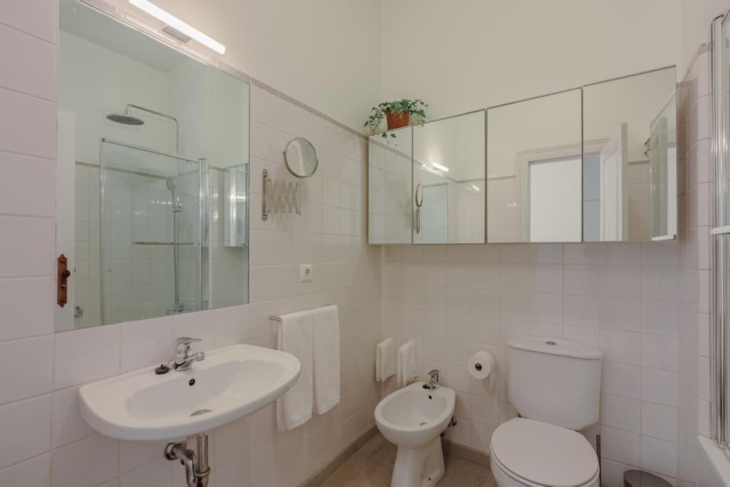 Luxury In Flores By Kobi Apartment