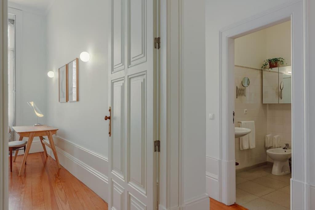 Luxury In Flores By Kobi Porto
