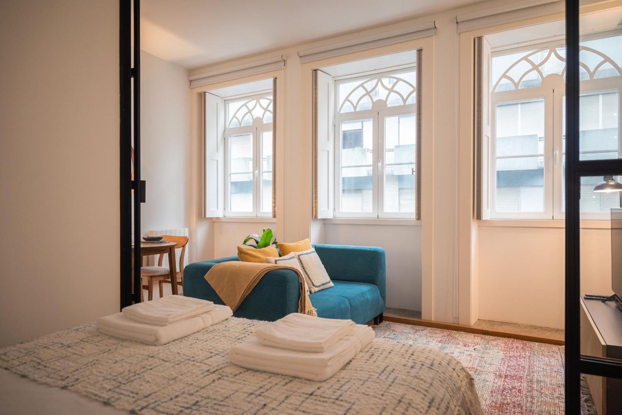 Santa Catarina Charm Downtown Near Metro Apartment
