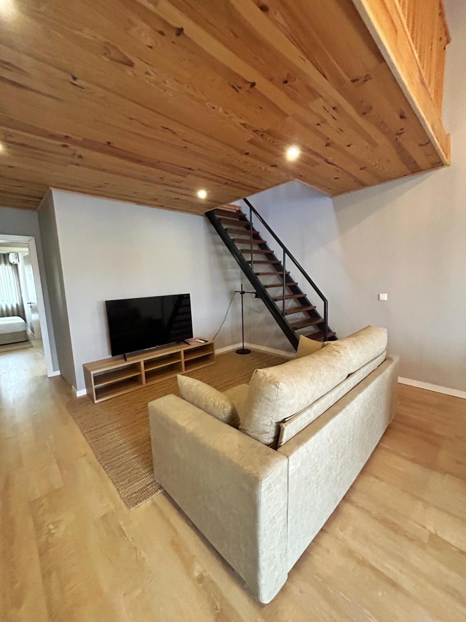 Apartment Near Family - Free Parking *