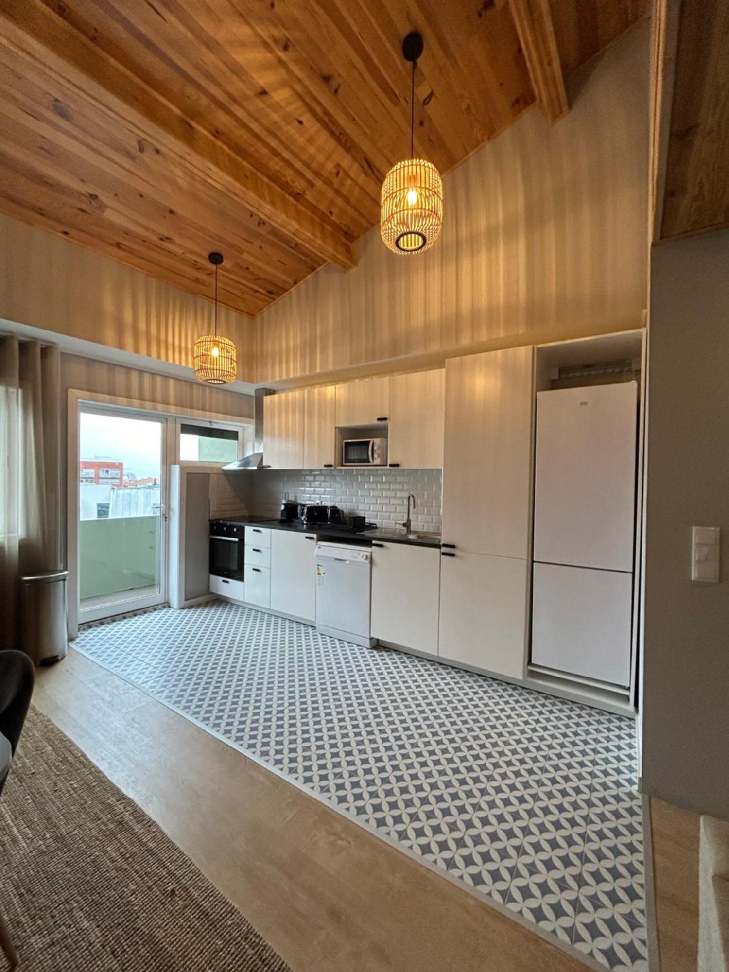 Near Family - Free Parking Apartment *