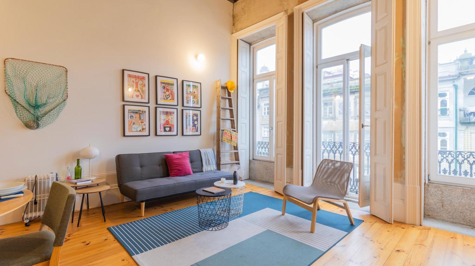 Eccentric Mouzinho Mezzanine By Lovelystay