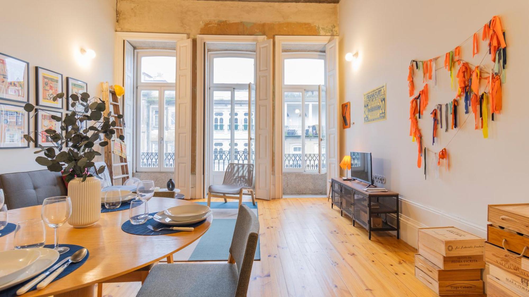 Eccentric Mouzinho Mezzanine By Lovelystay Apartment Porto
