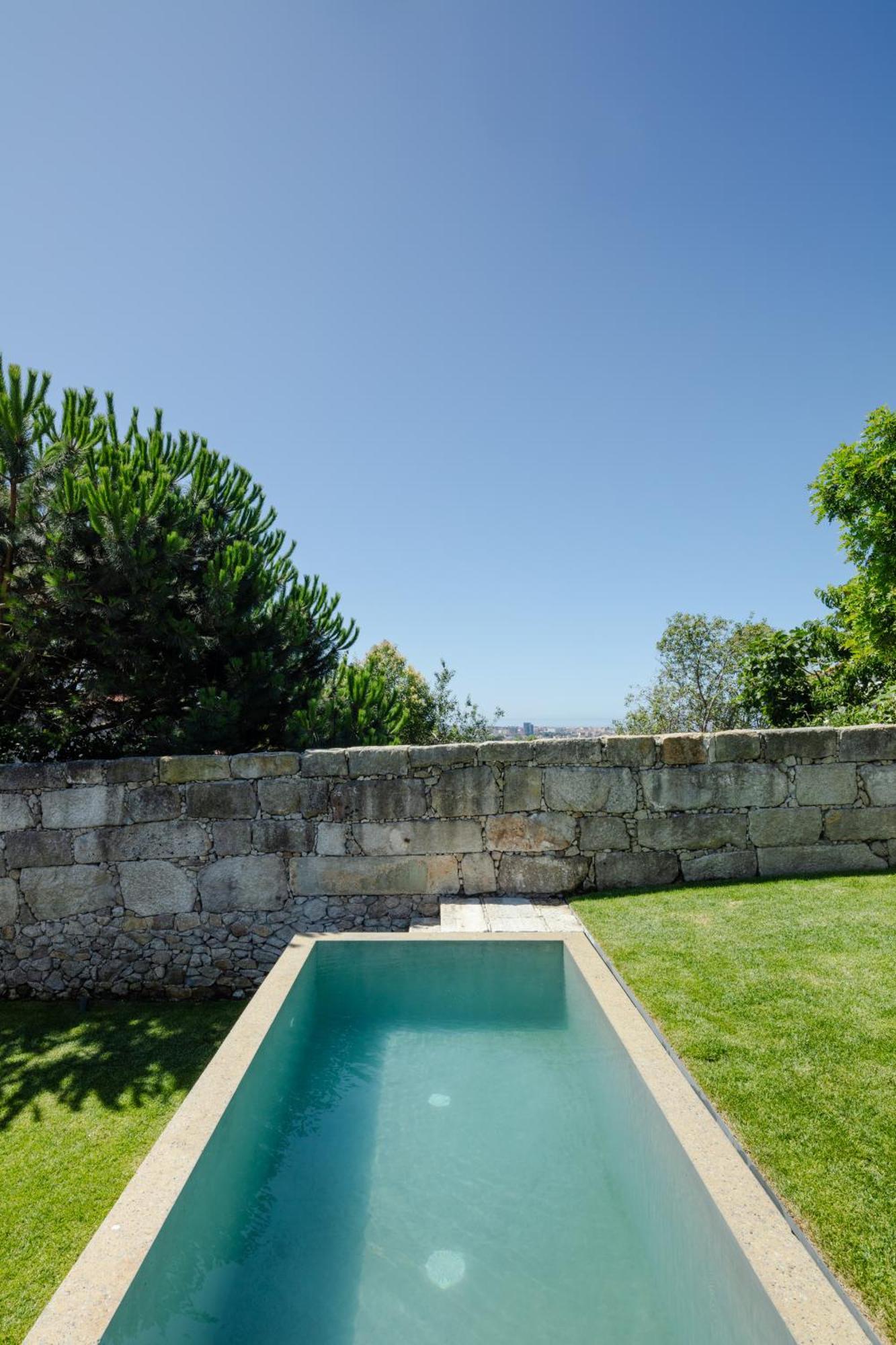 L'olivier 23 - 2 In A Recently Renovated Appartement Porto