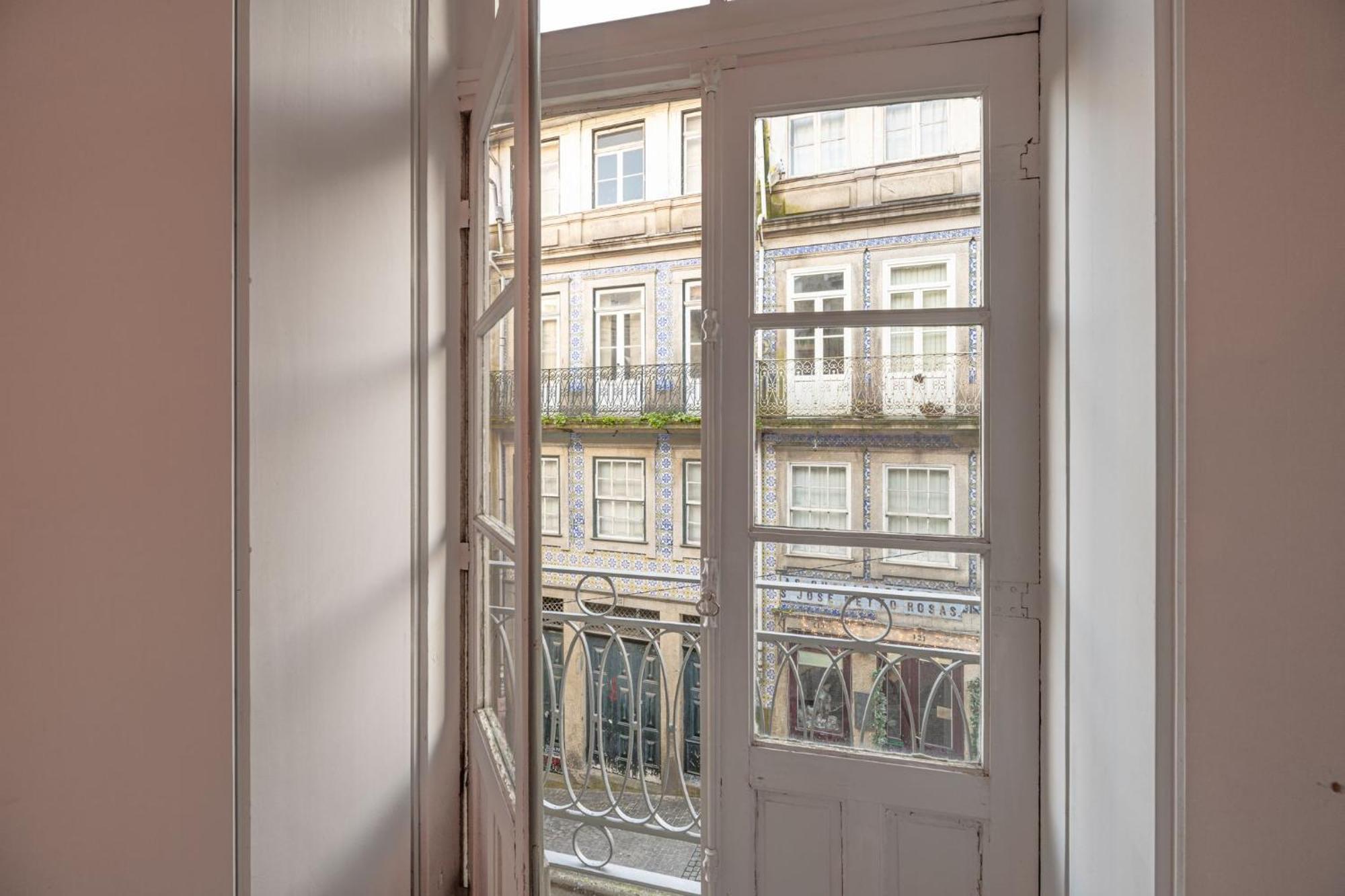 Babel Apartment *