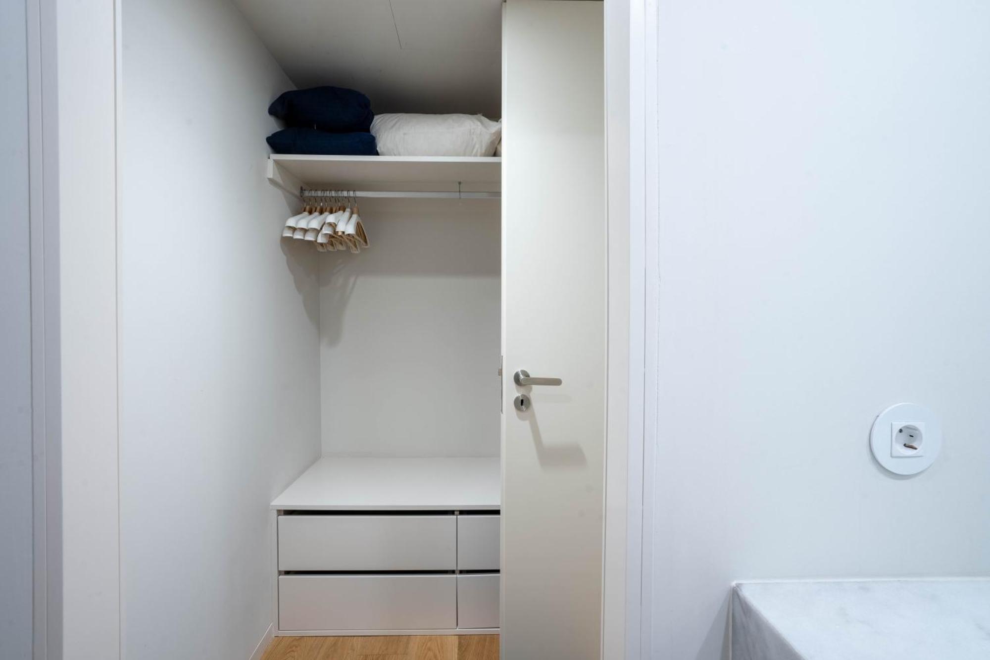 Appartement Primrose 1br Delight W Parking By Lovelystay Porto
