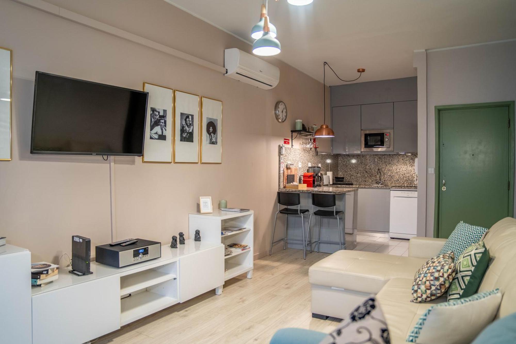 Santa Catarina W/ Terrace By Lovelystay Porto
