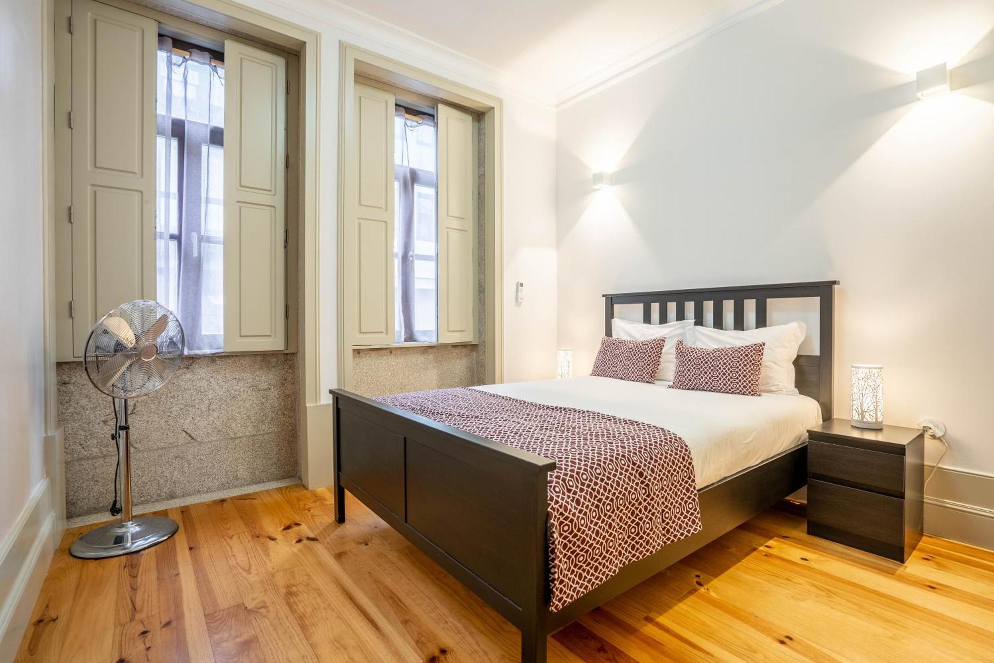 Unique: 1br W/ Private Patio By Lovelystay Apartment Porto