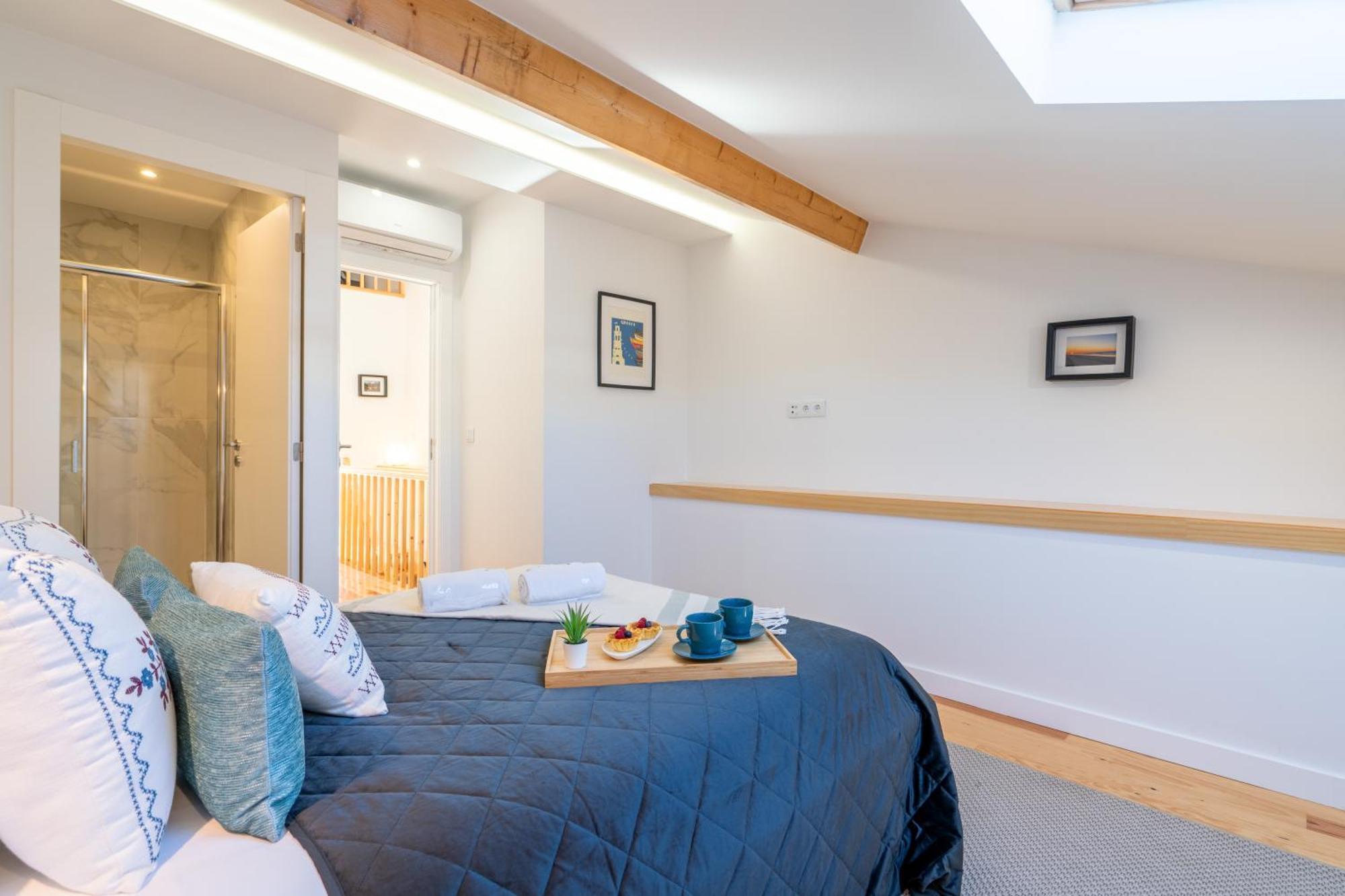 Holiday home Charming Stylish House W Mezzanine And Terrace *