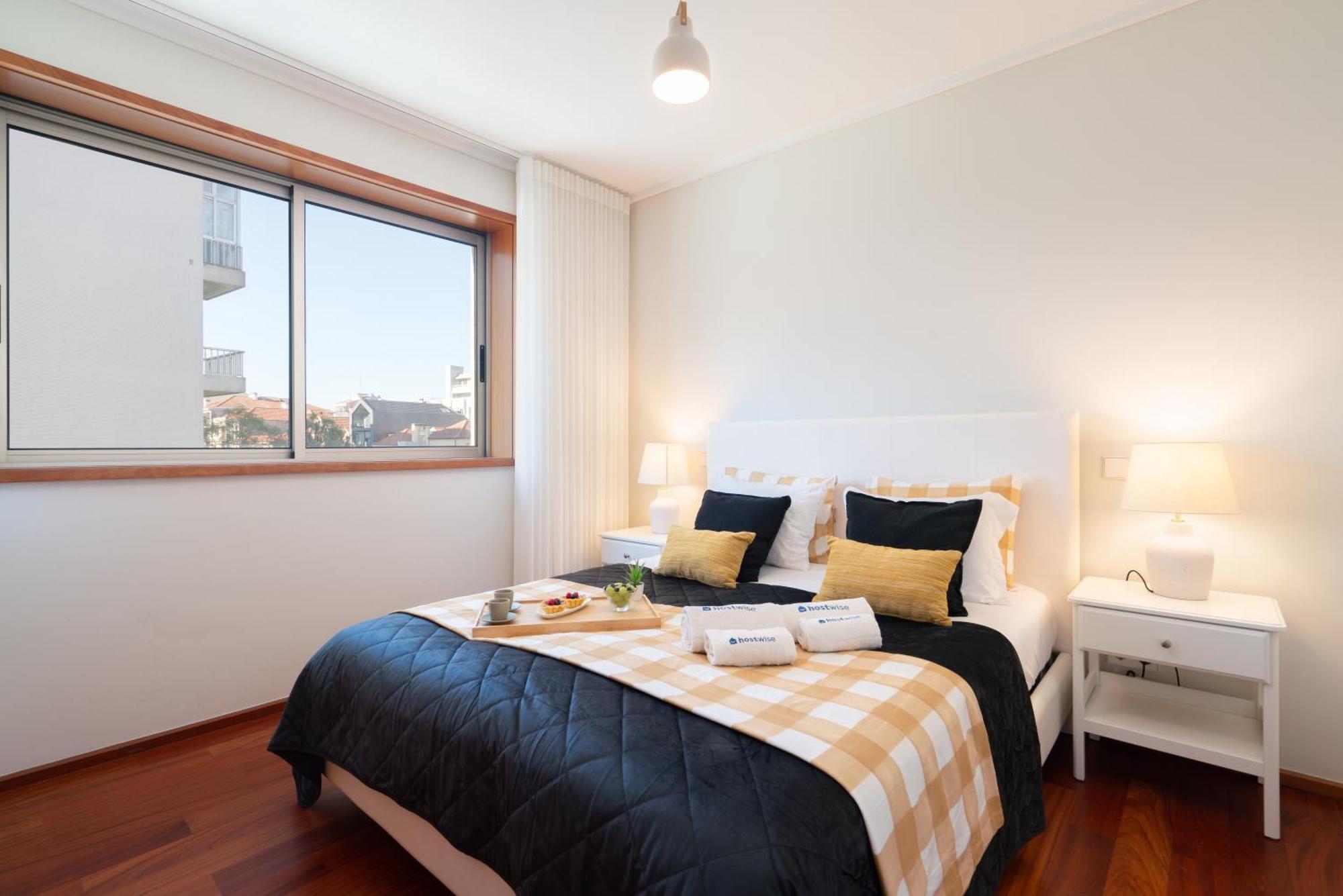Host Wise - Gorgeous Spacious Flat - Ace Location