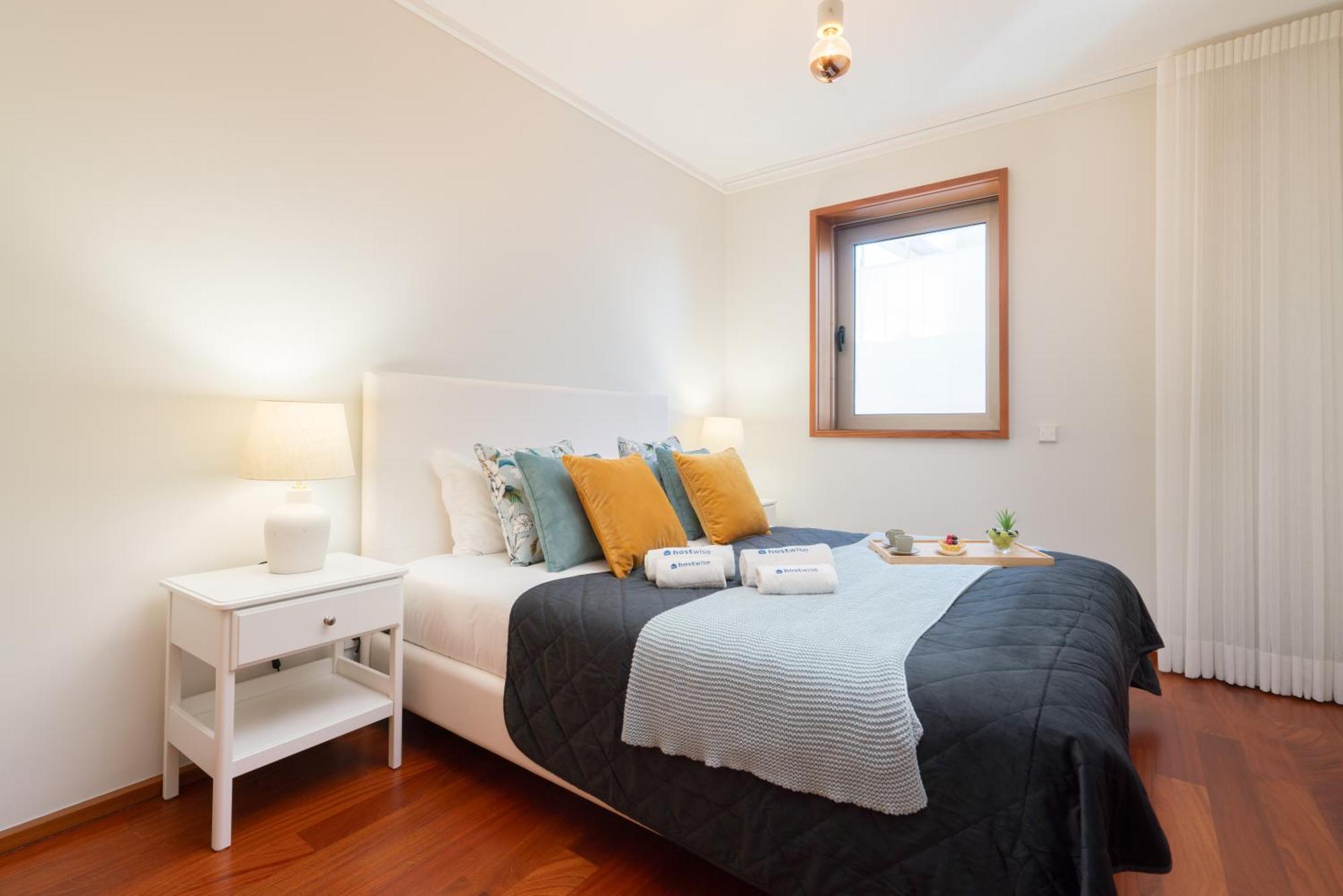 Host Wise - Gorgeous Spacious Flat - Ace Location Apartment