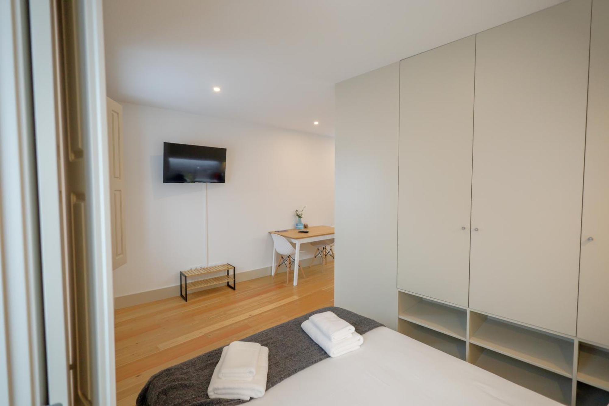 Martires Sweet Apts By Portocityhosts Apartment