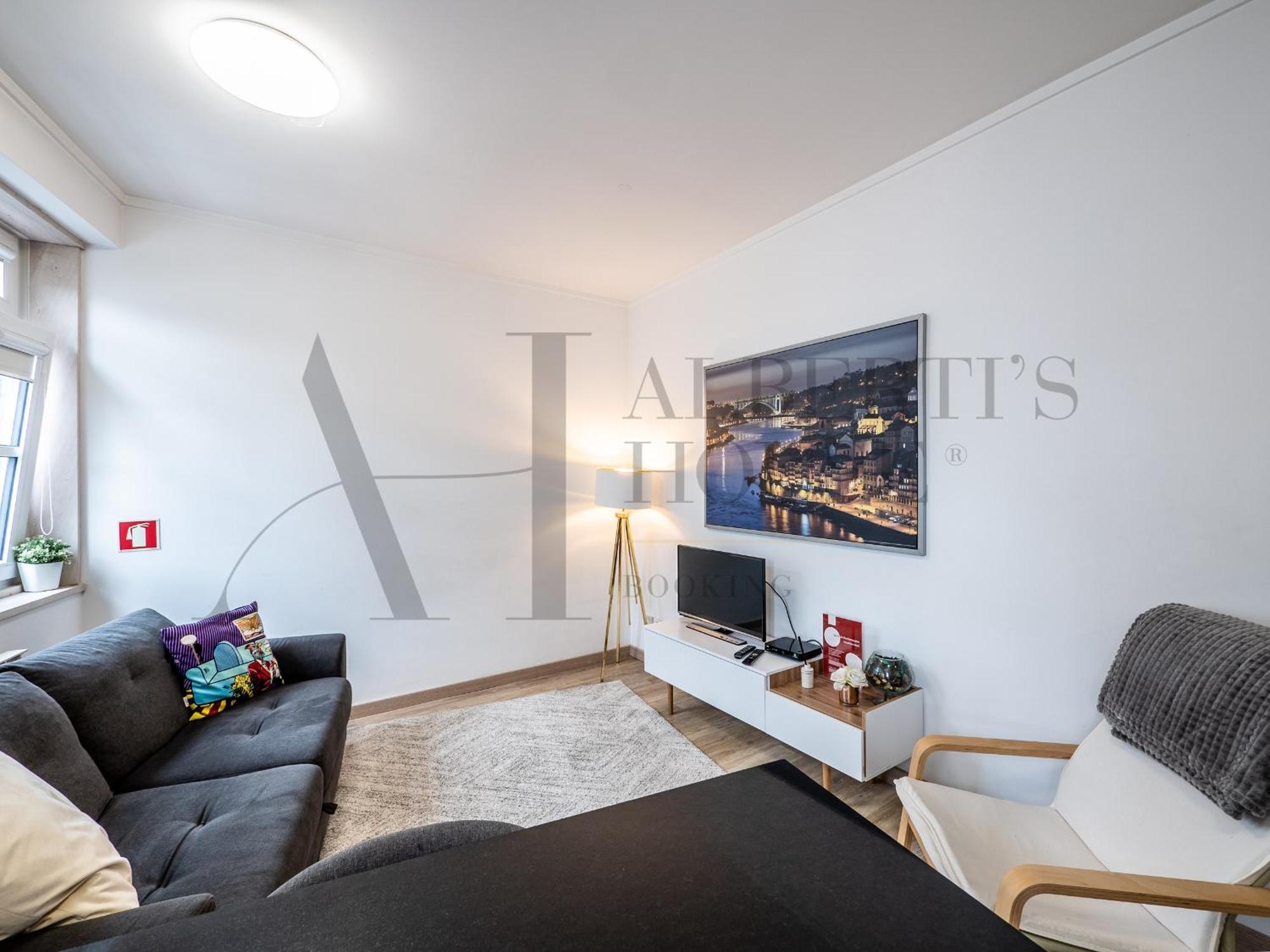 Alberti's House Apartment *