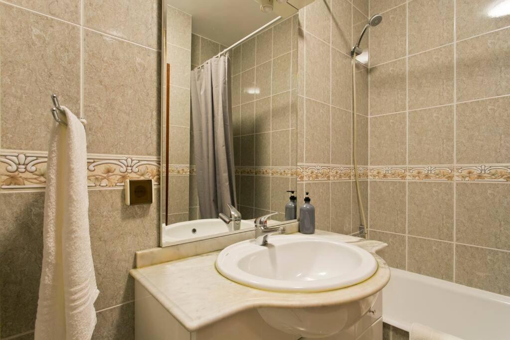 Apartment Lazaro 2 Bedroom Porto
