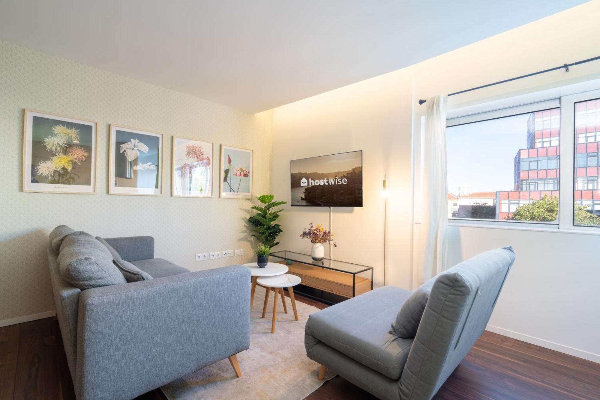 Host Wise - Restful Minimalist Flat - Balcony Porto