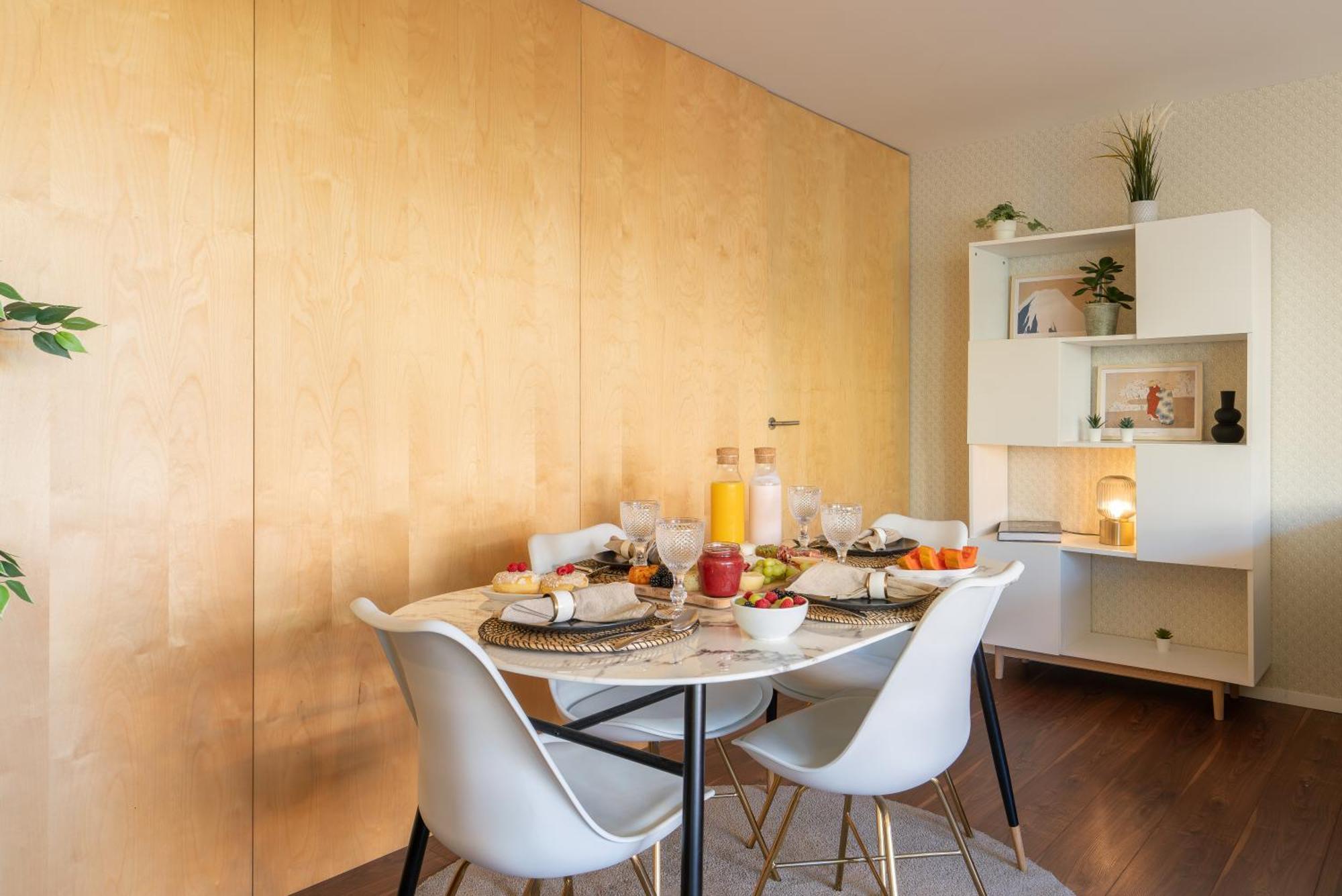 Host Wise - Restful Minimalist Flat - Balcony * Porto