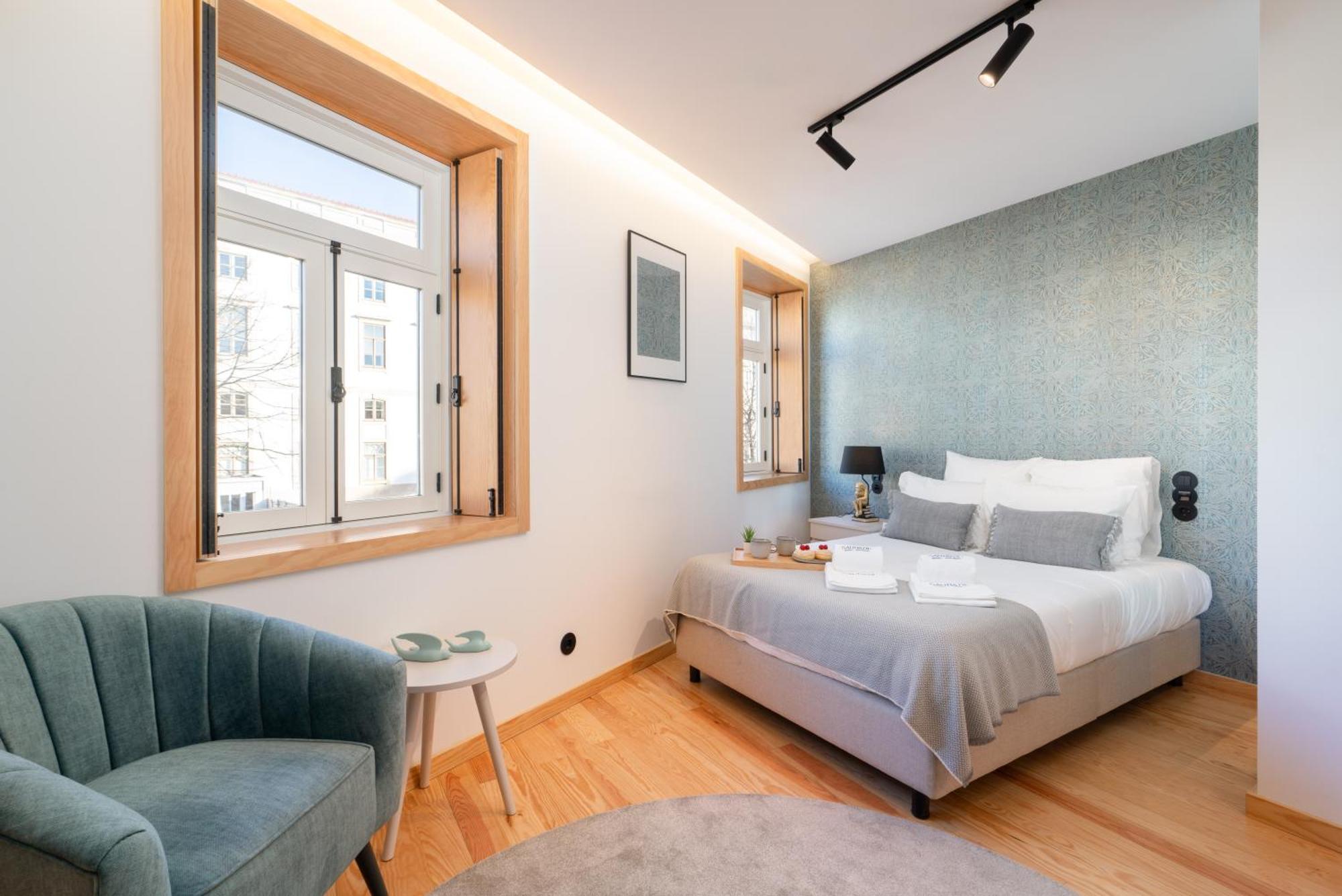 Luxurious Bright Flats - Ace Location Porto