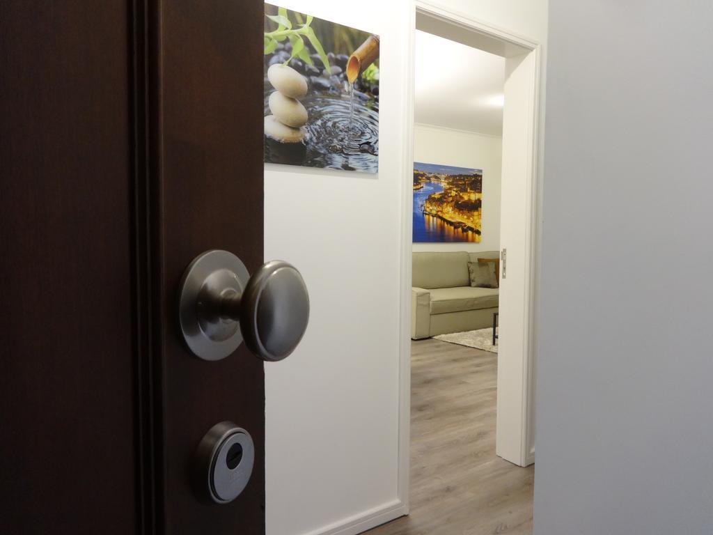 Apartment Live, Love & Feel