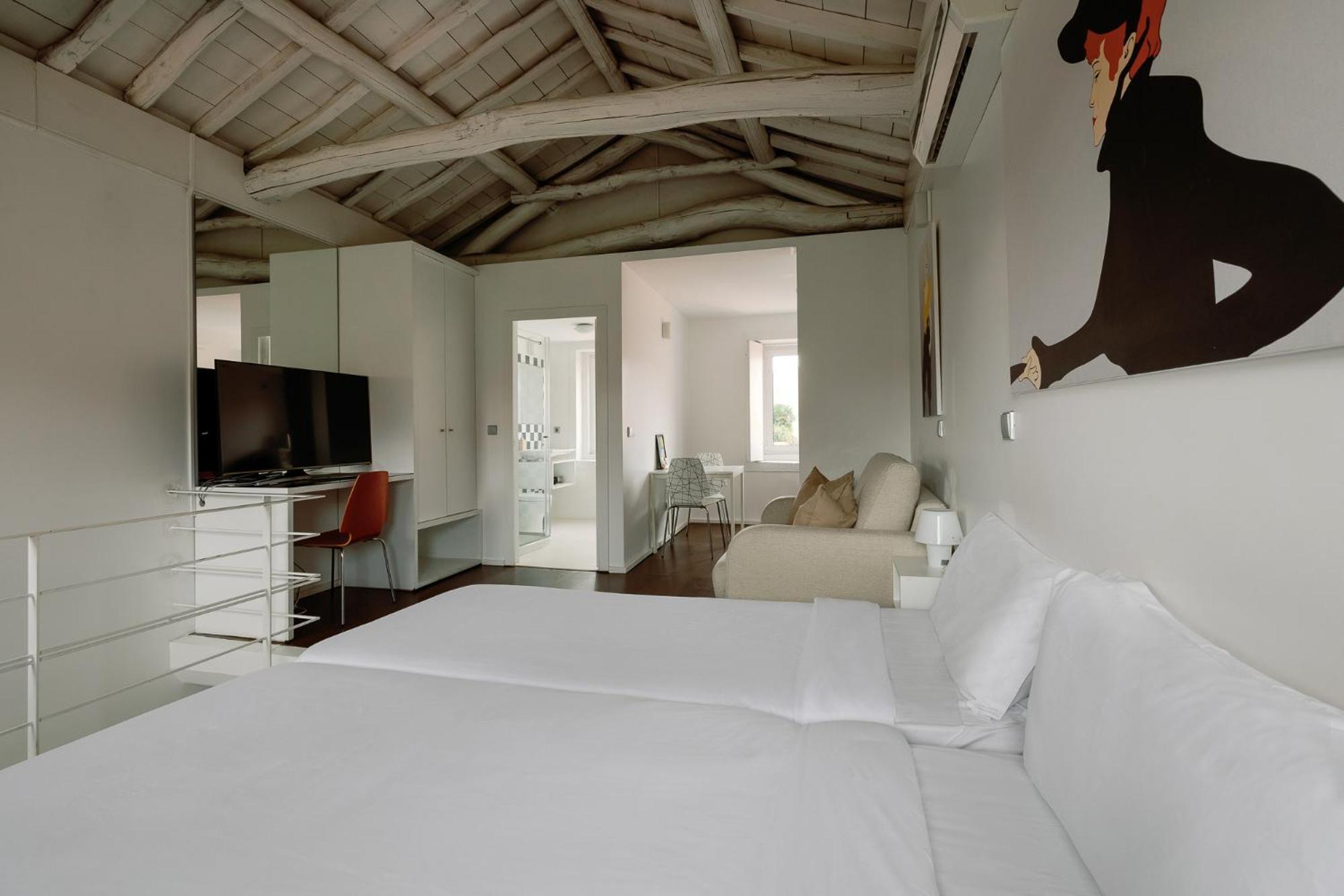 Fine Arts By Olala Homes *