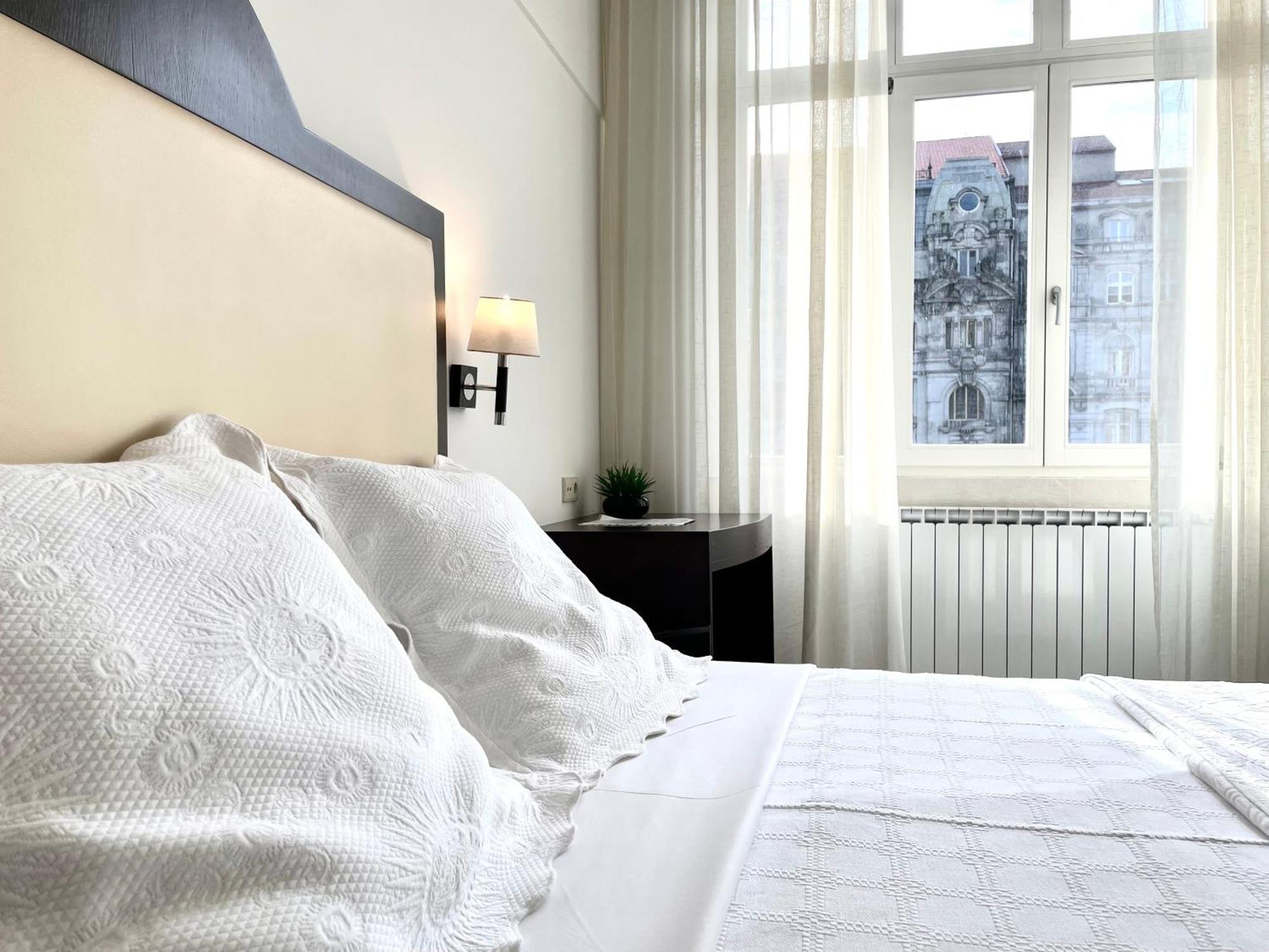 Universal Hotel 2*