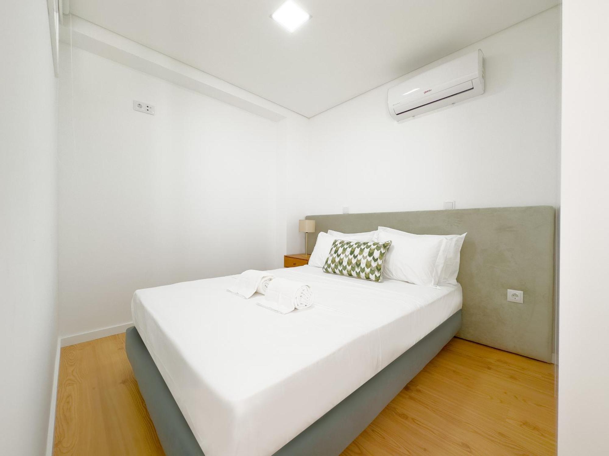 Vibrant Apartments-campo 24 Agosto * Porto