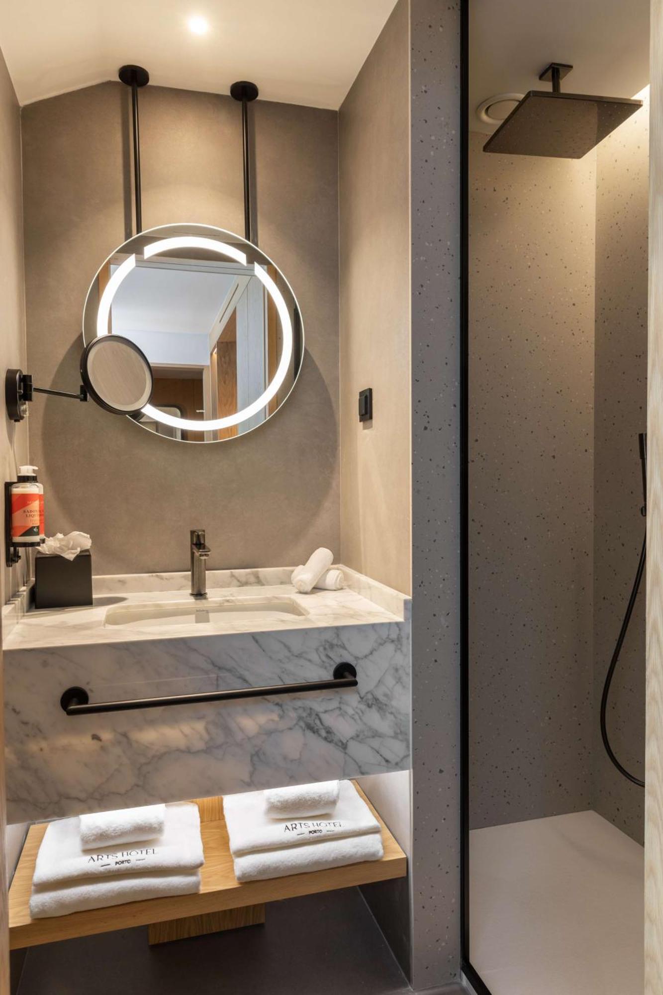 Hotel Arts Porto, Tapestry Collection By Hilton Porto