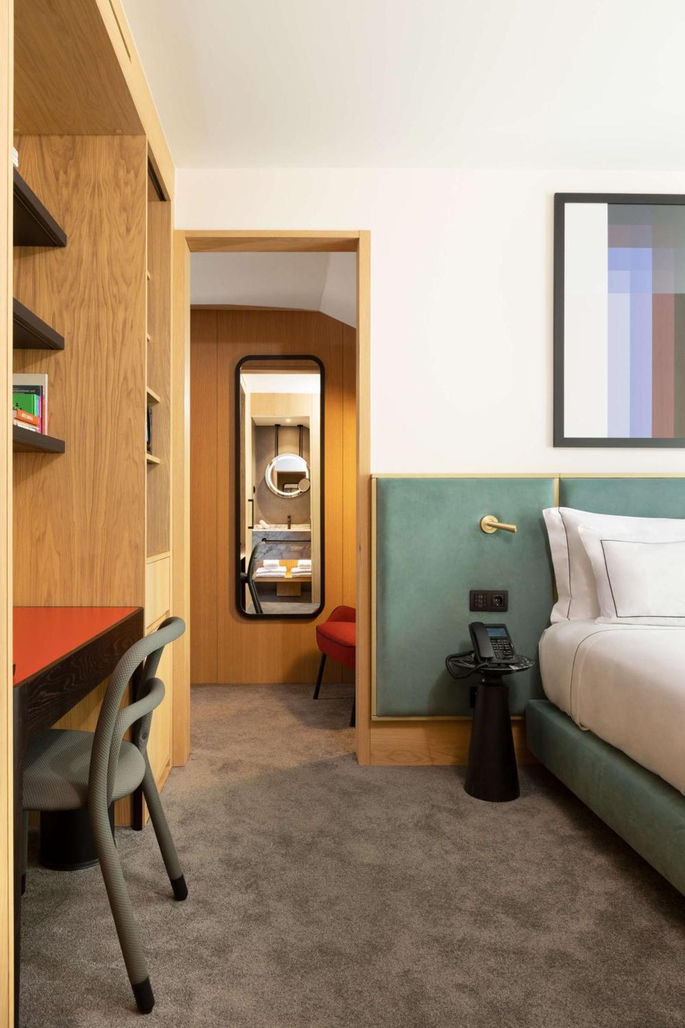 Arts Porto, Tapestry Collection By Hilton 4*