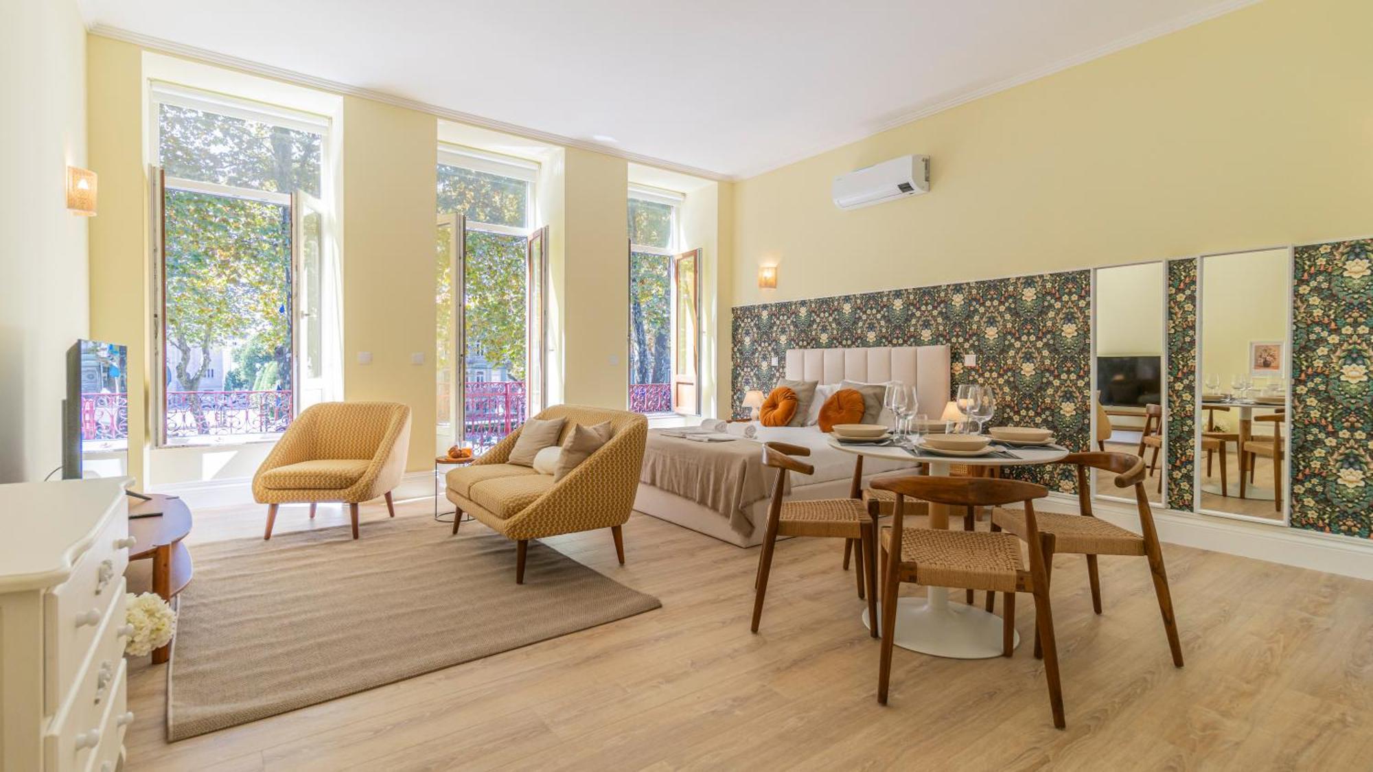 Urban House Marques By Lovelystay
