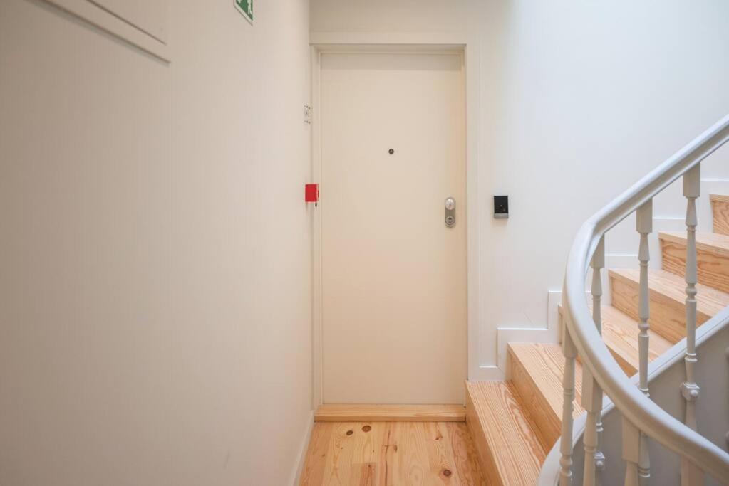 Truly Apartment *