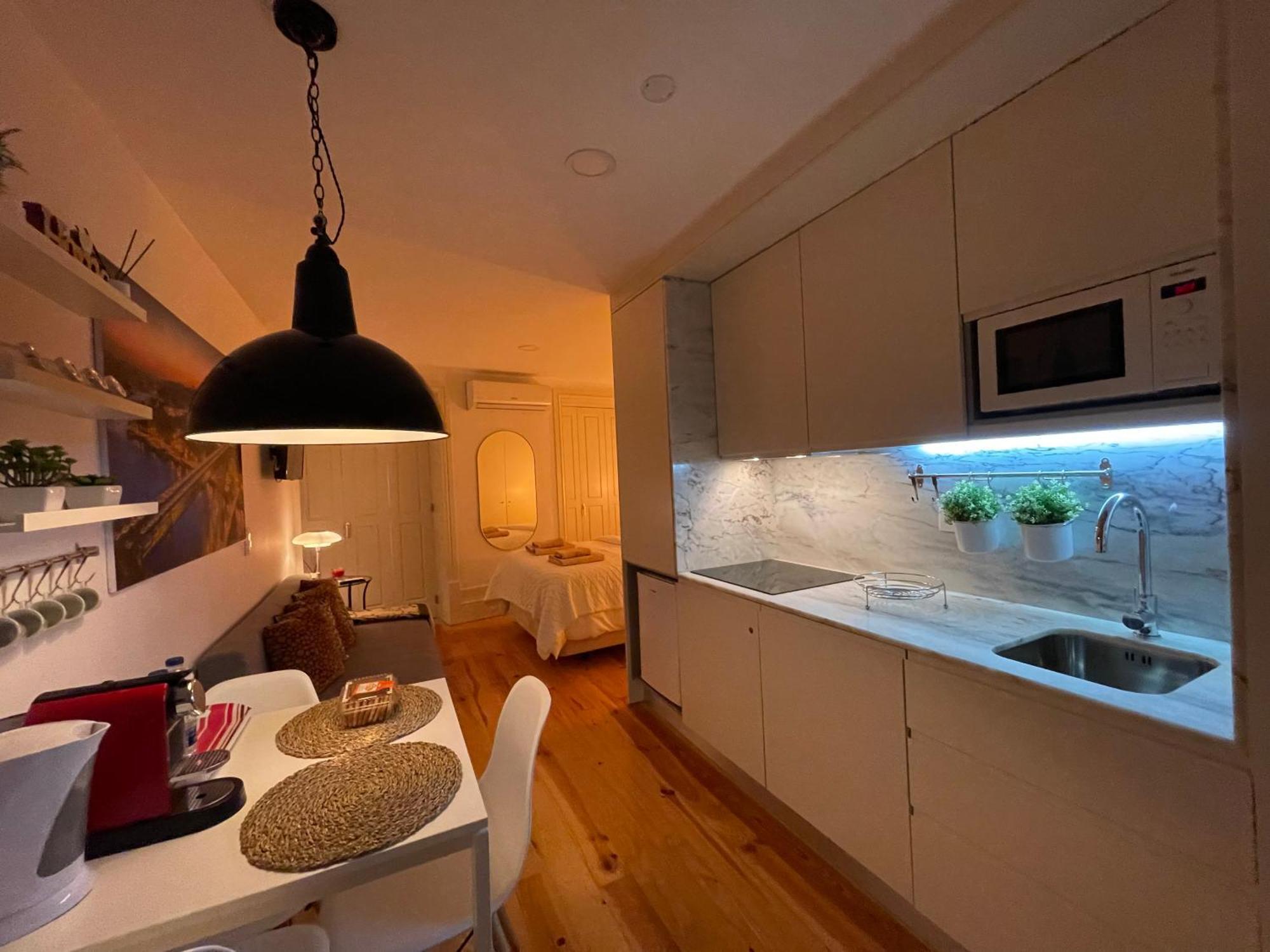 Historic Balcony Hideaway - Taipas House 60 Appartement *