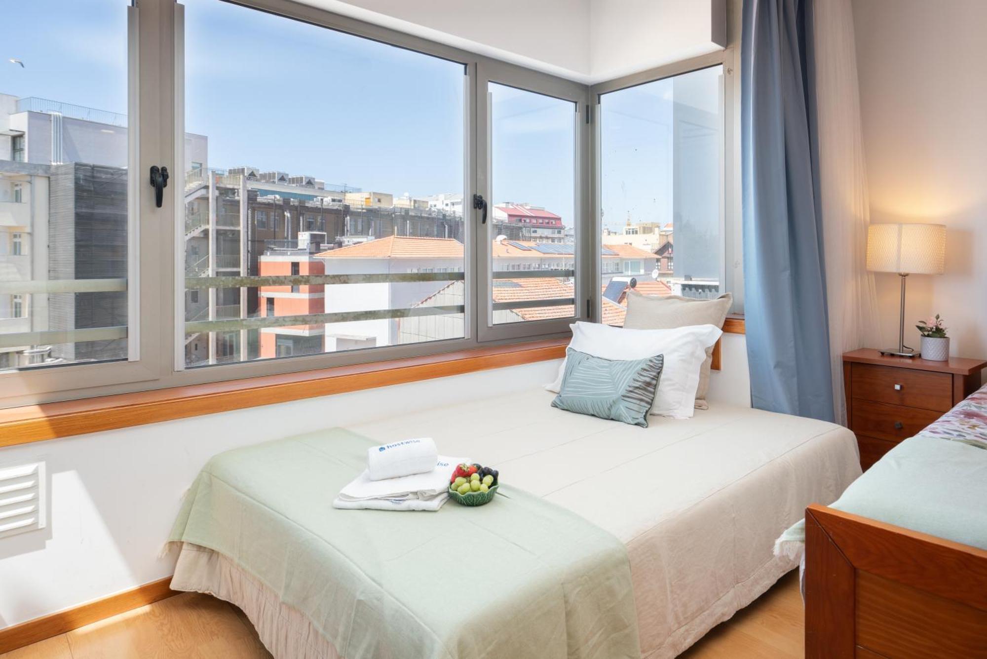 Host Wise - Bright Quiet Flats - Prime Location *