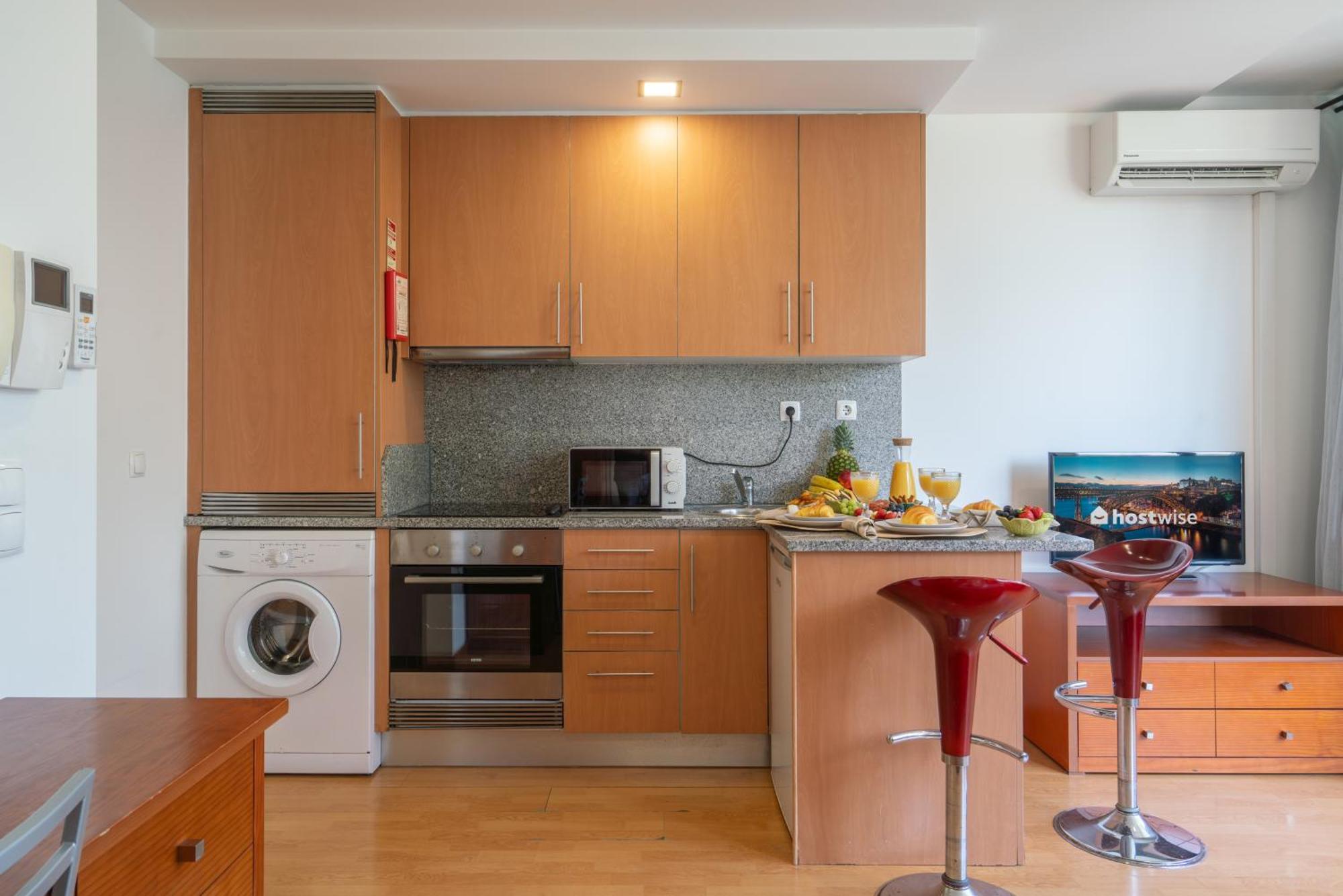 Host Wise - Bright Quiet Flats - Prime Location Porto