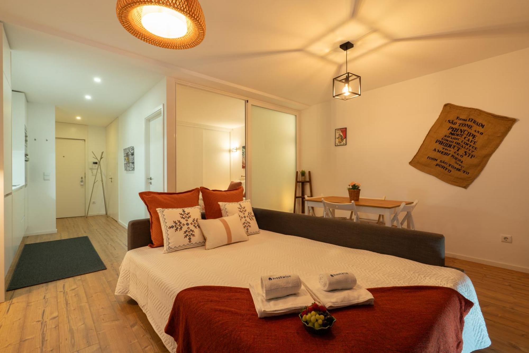 Apartment Host Wise - Charming Welcoming Flat - Centrally Located