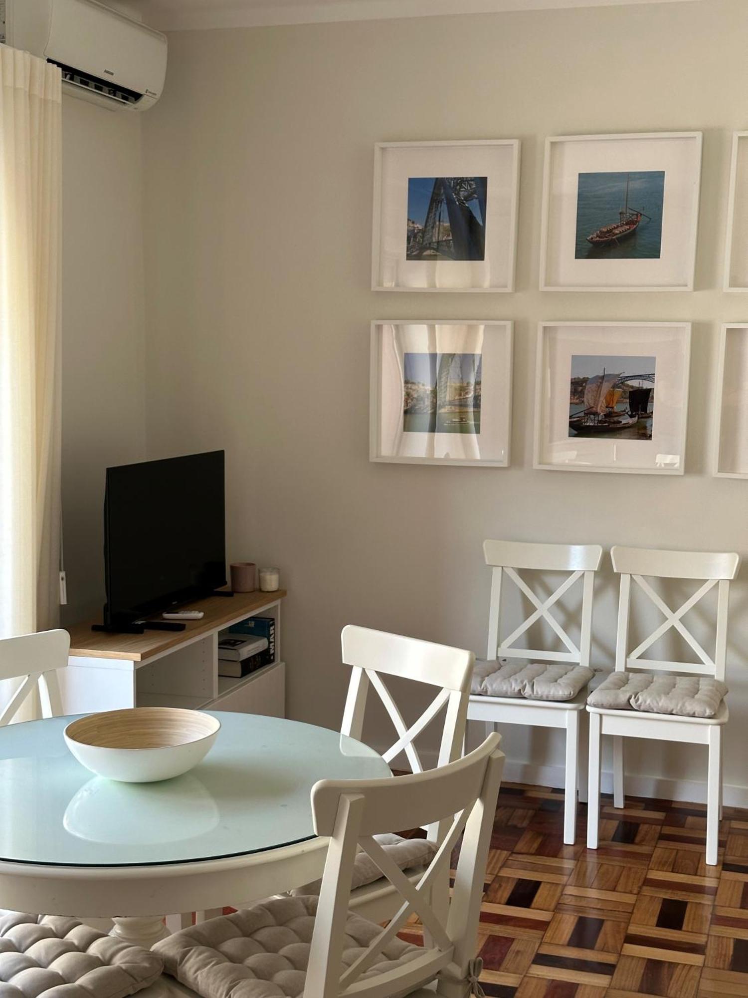 Apartment 115