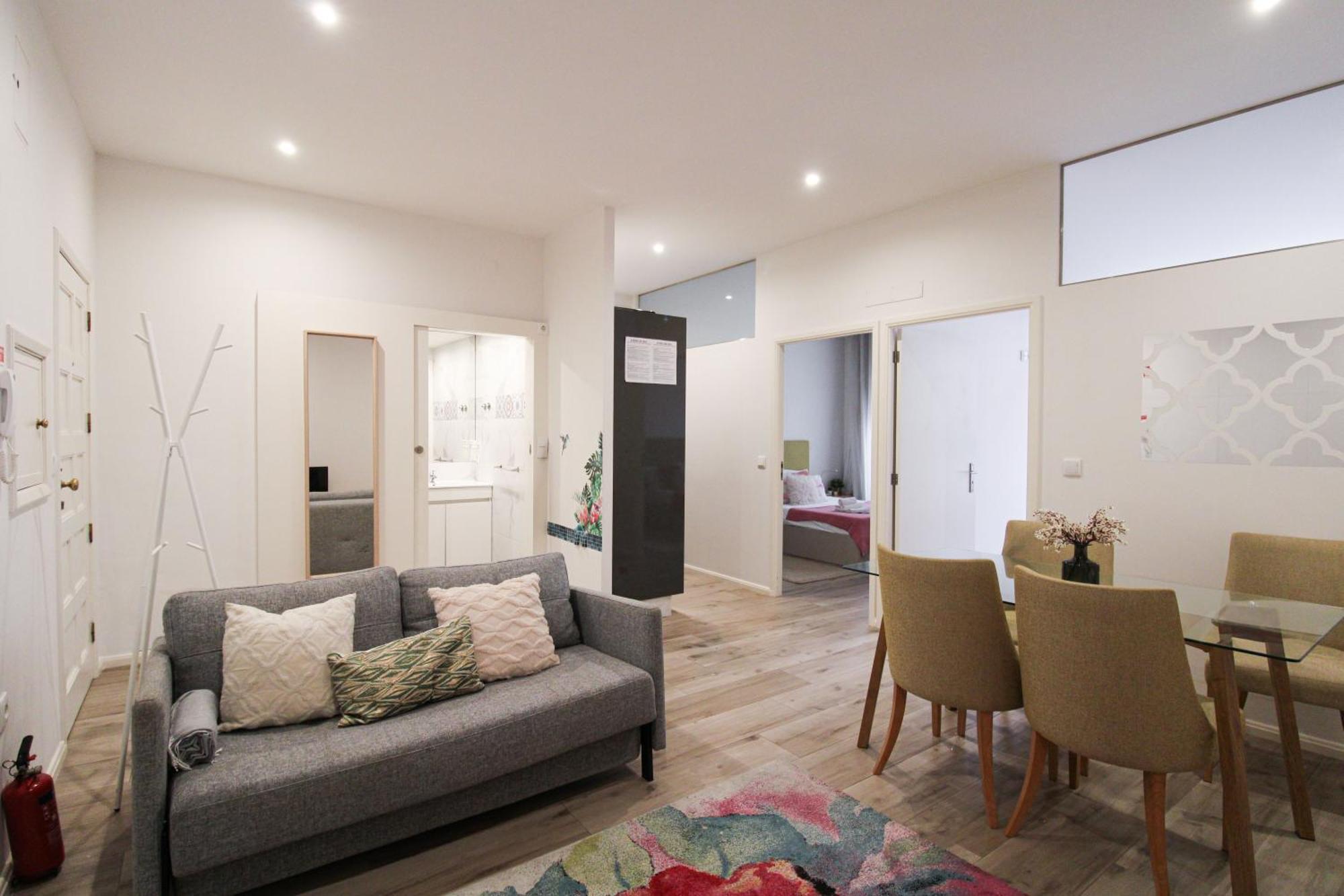 2 Bedroom Cosy Flat * Porto