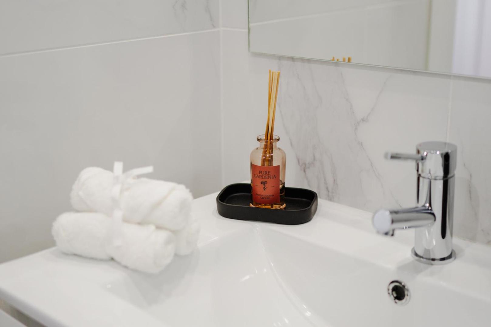 Charming Central Studio With Ac, Next To Metro Station Apartment Porto