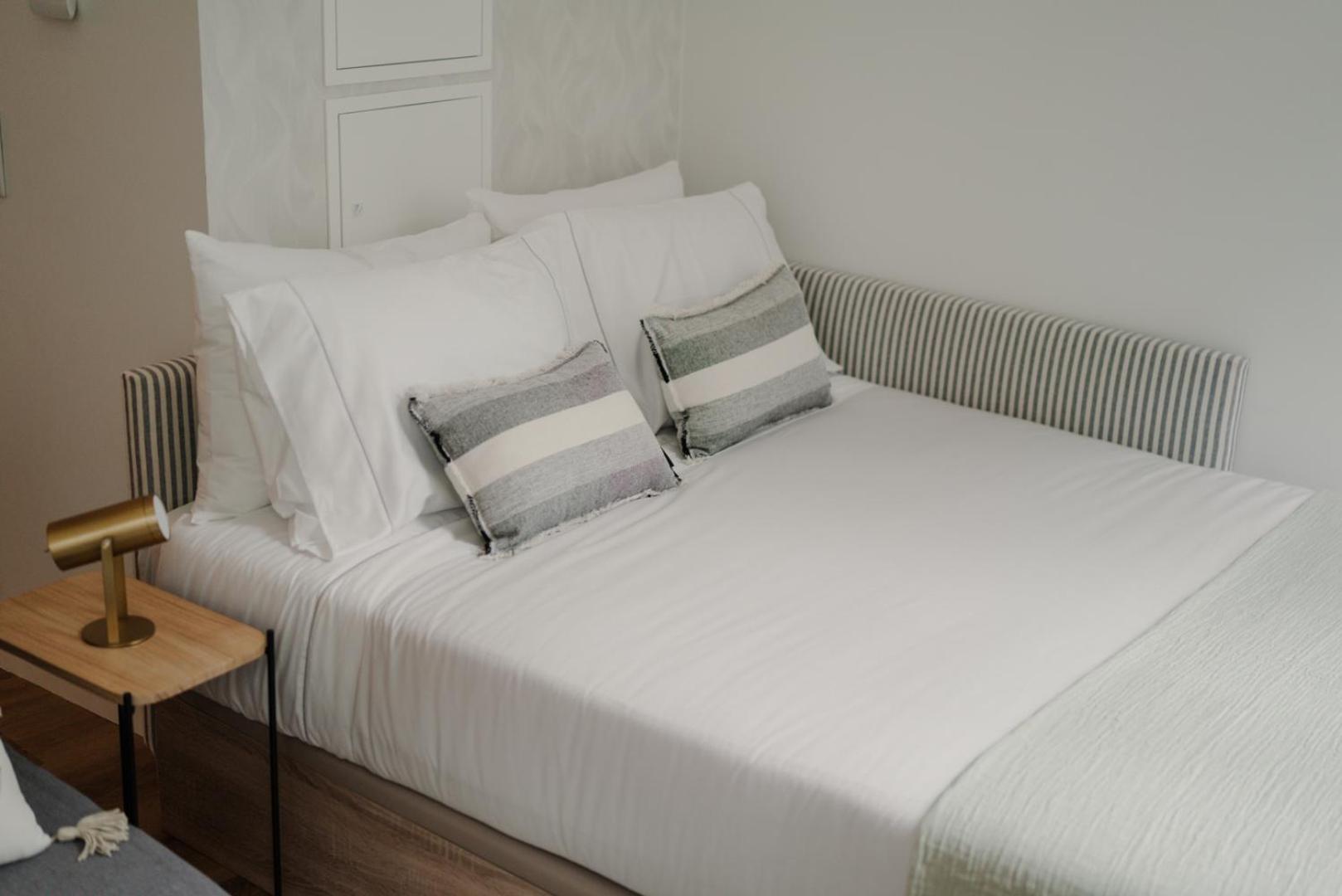 Charming Central Studio With Ac, Next To Metro Station Porto