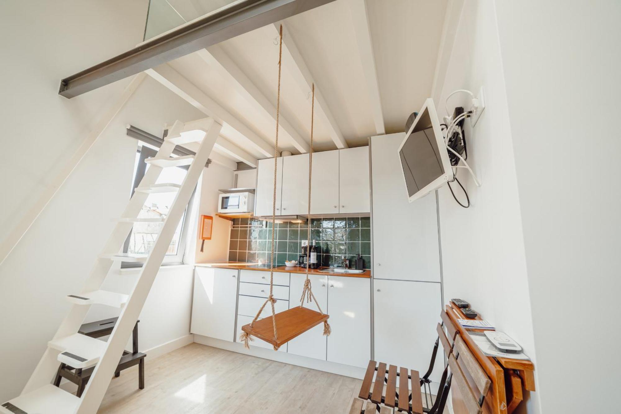 Mezzanine Stylish By Vacationy Porto
