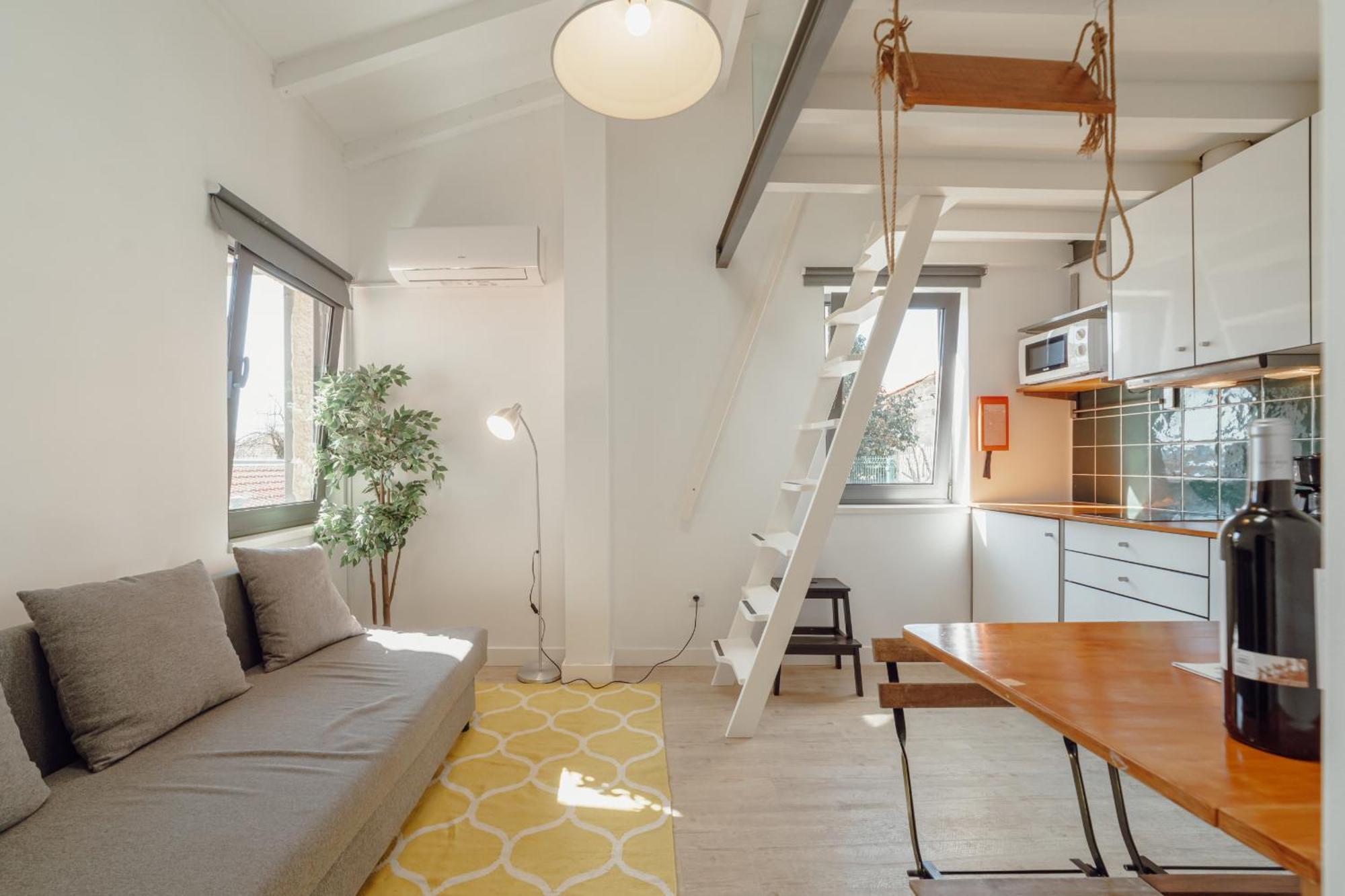 Mezzanine Stylish By Vacationy Apartment Porto