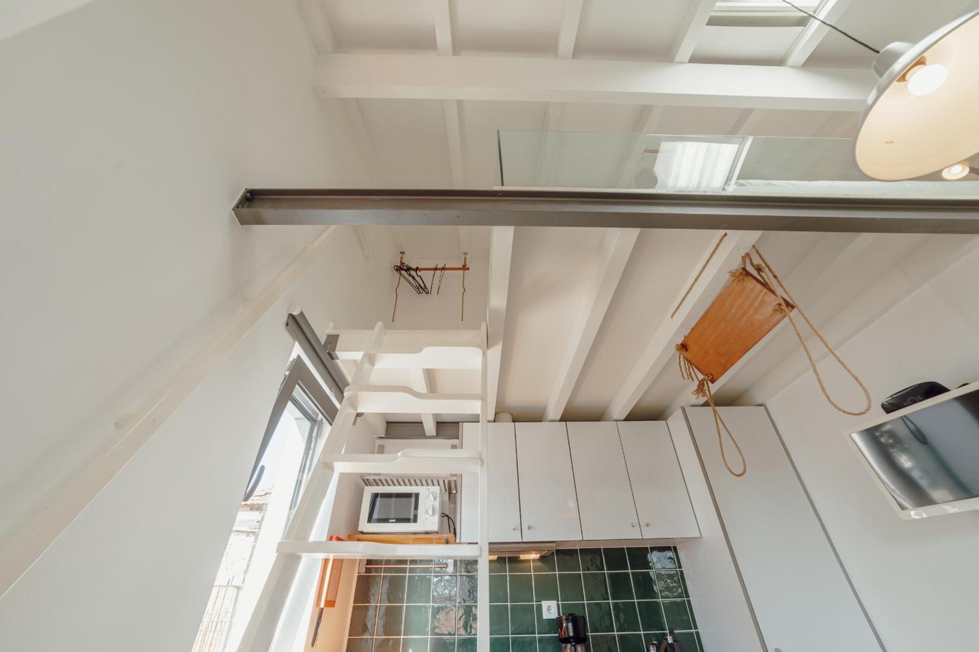 Mezzanine Stylish By Vacationy * Porto
