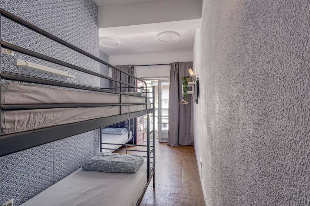 Travel & Live Hostel Porto