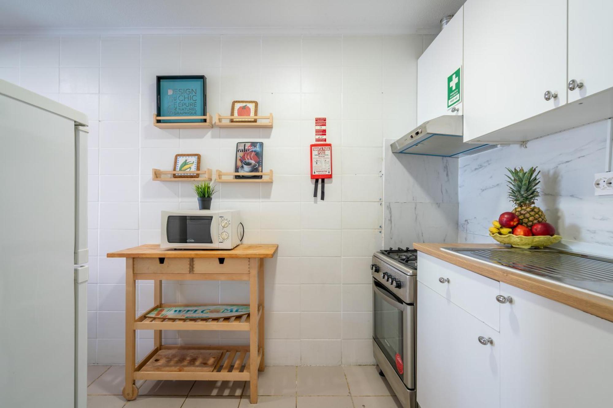 Host Wise - Large Flat W Terrace - Ace Location At Aliados Porto