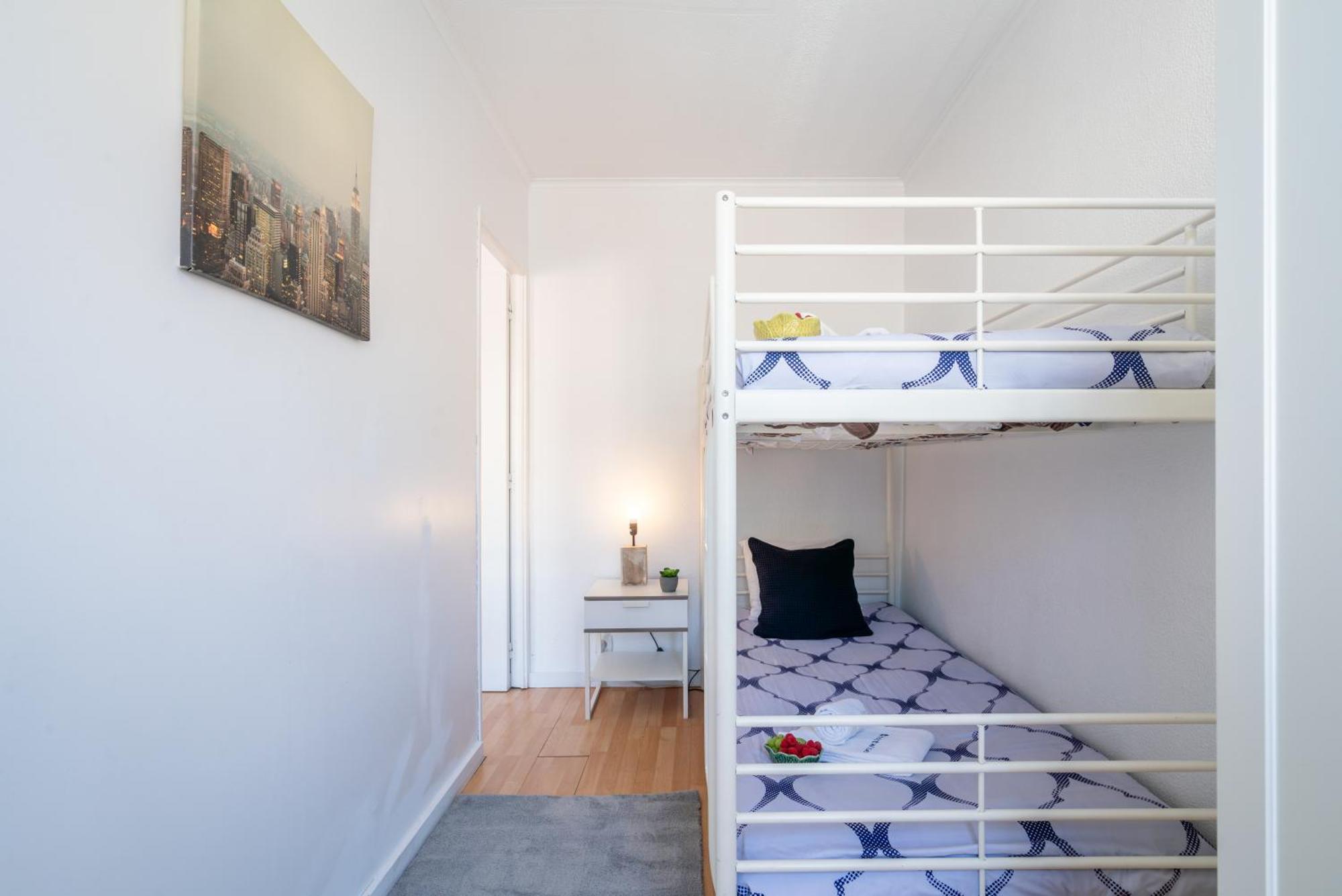 Host Wise - Large Flat W Terrace - Ace Location At Aliados Apartment