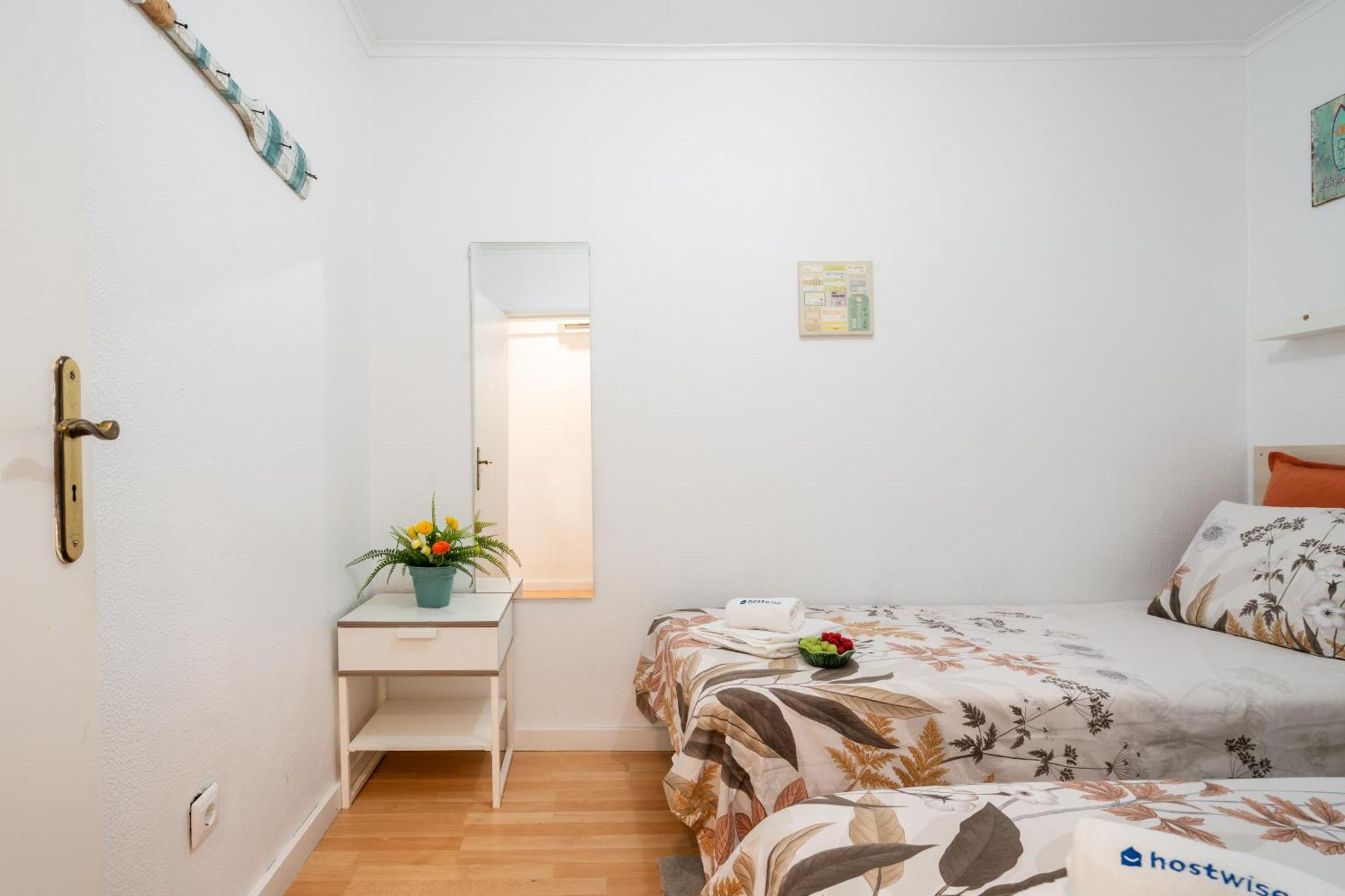 Host Wise - Large Flat W Terrace - Ace Location At Aliados *