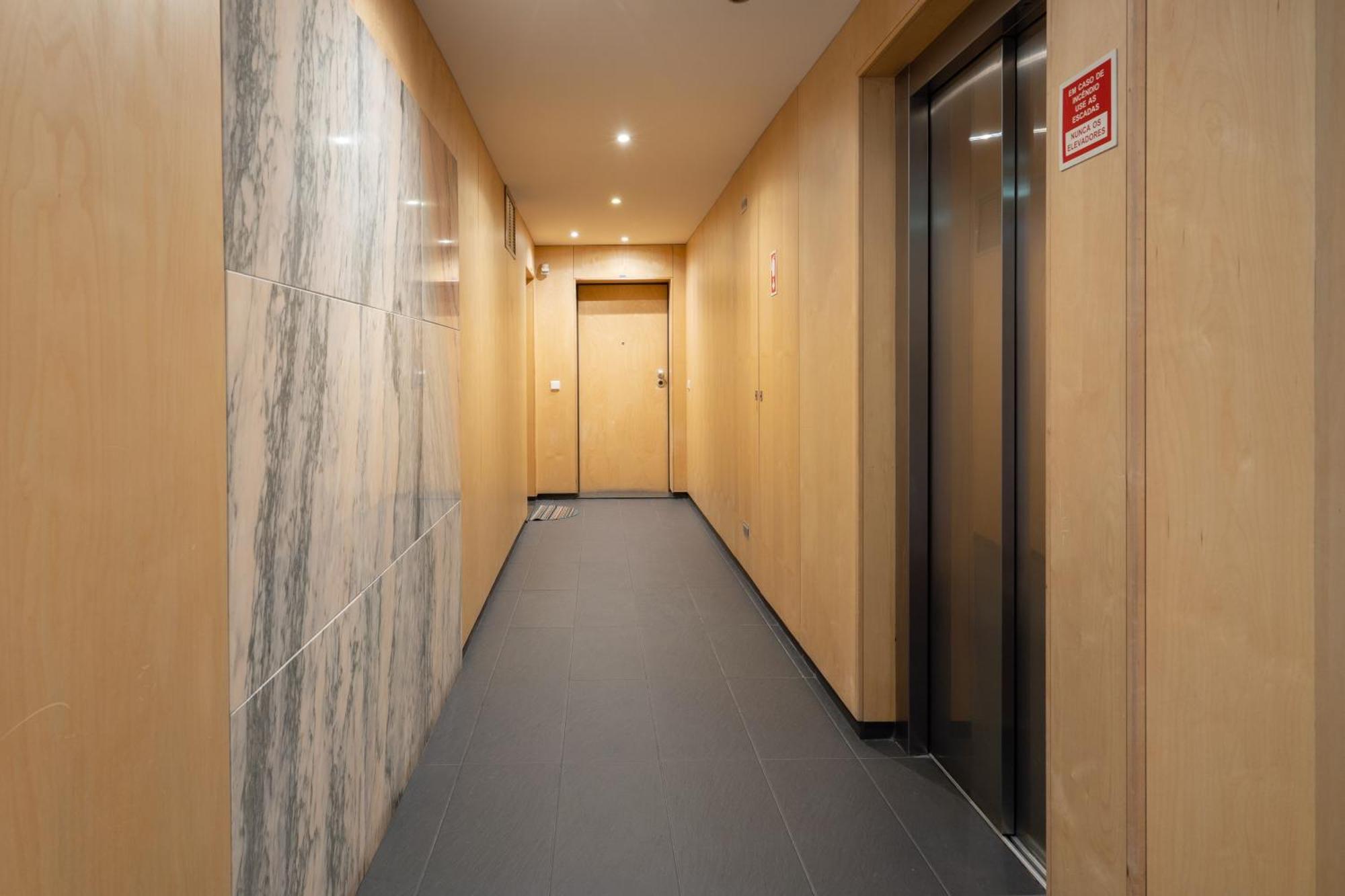 Host Wise - Bright Fresh Flat With Garage - Marques Porto