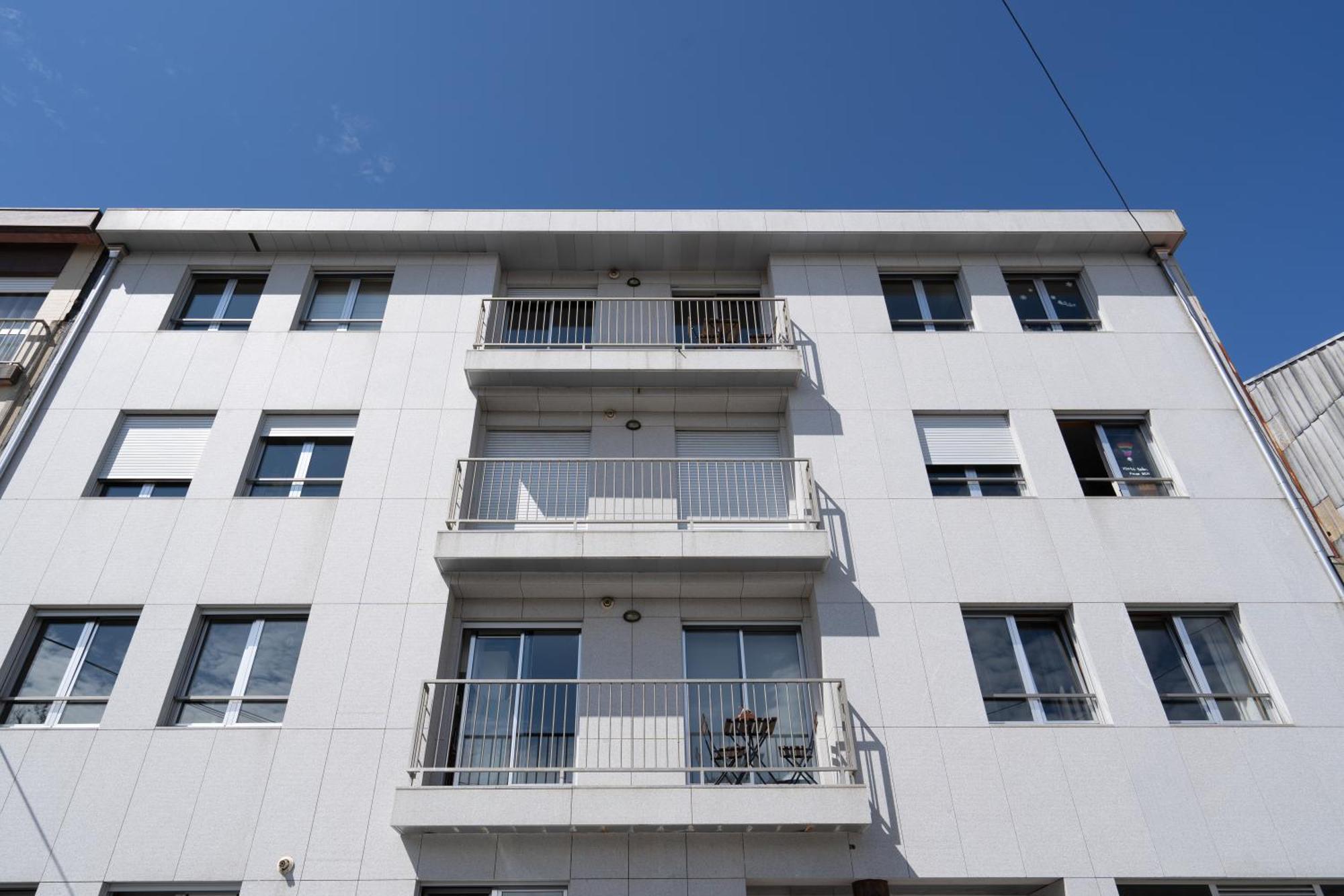 Host Wise - Bright Fresh Flat With Garage - Marques *
