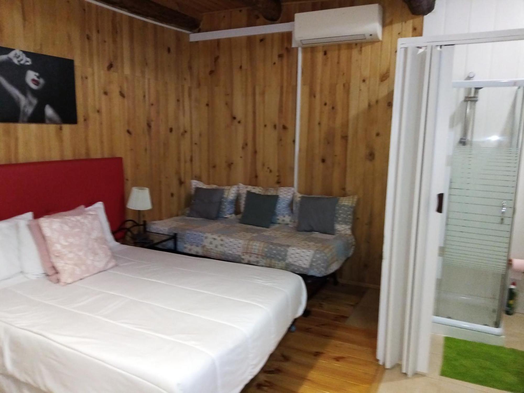 Metro Casa Musica Apartments And Rooms *