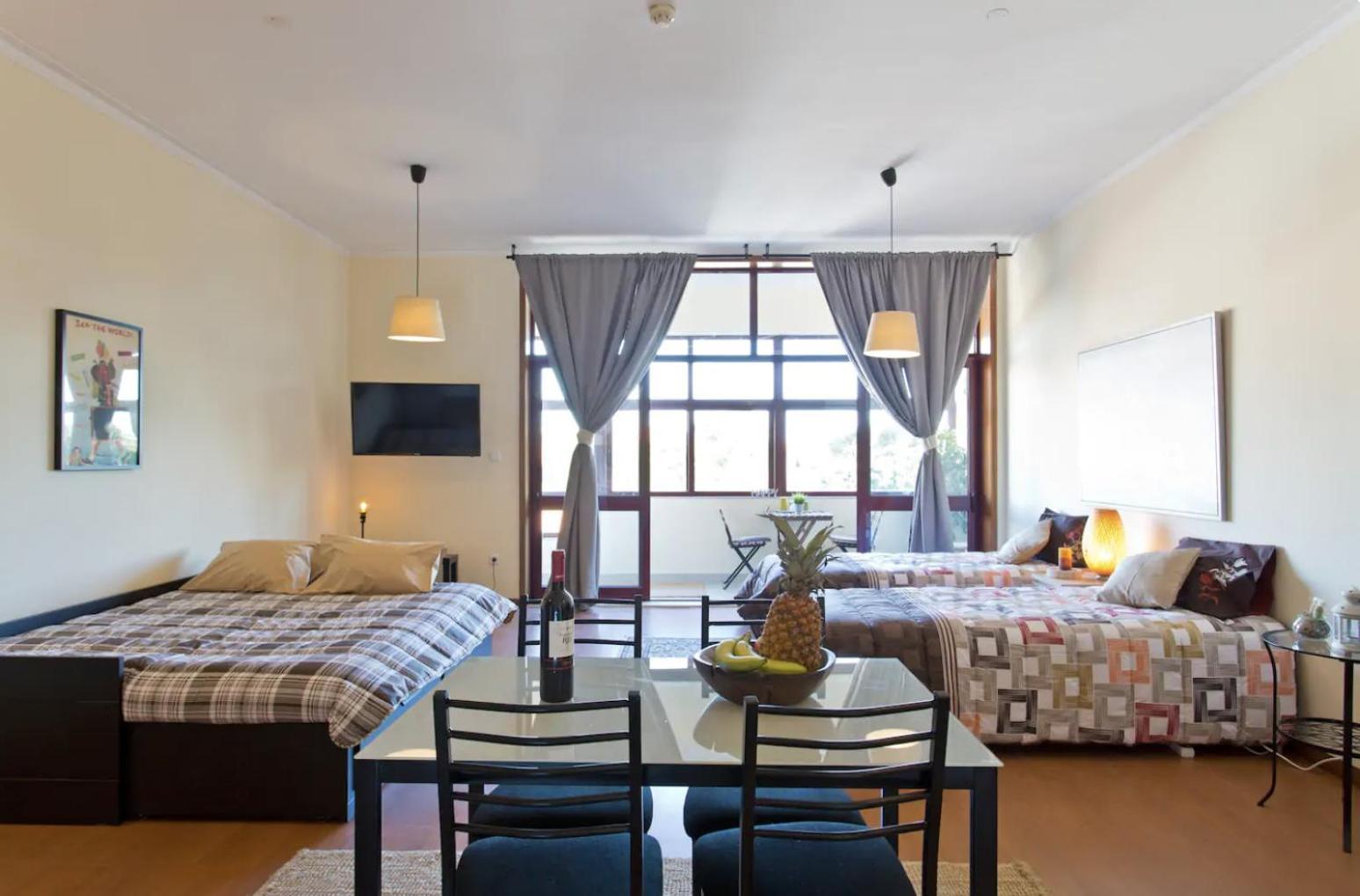 Appartement Host Wise - Cozy Sunny Flats - Ace Location